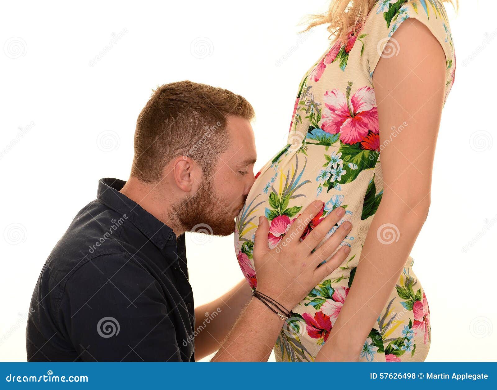 Kissing Pregnant Men Videos 41