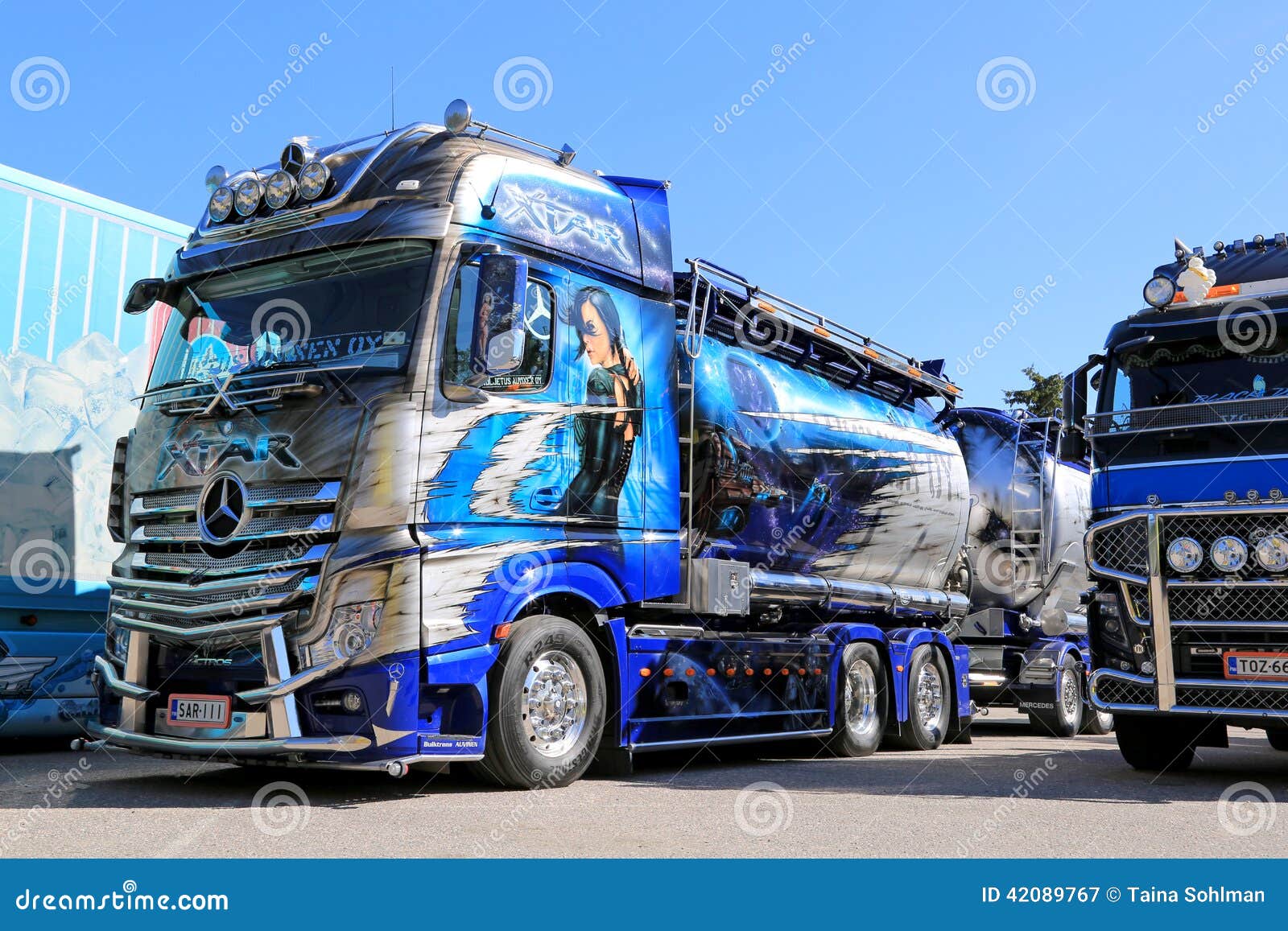 Used mercedes trucks in finland