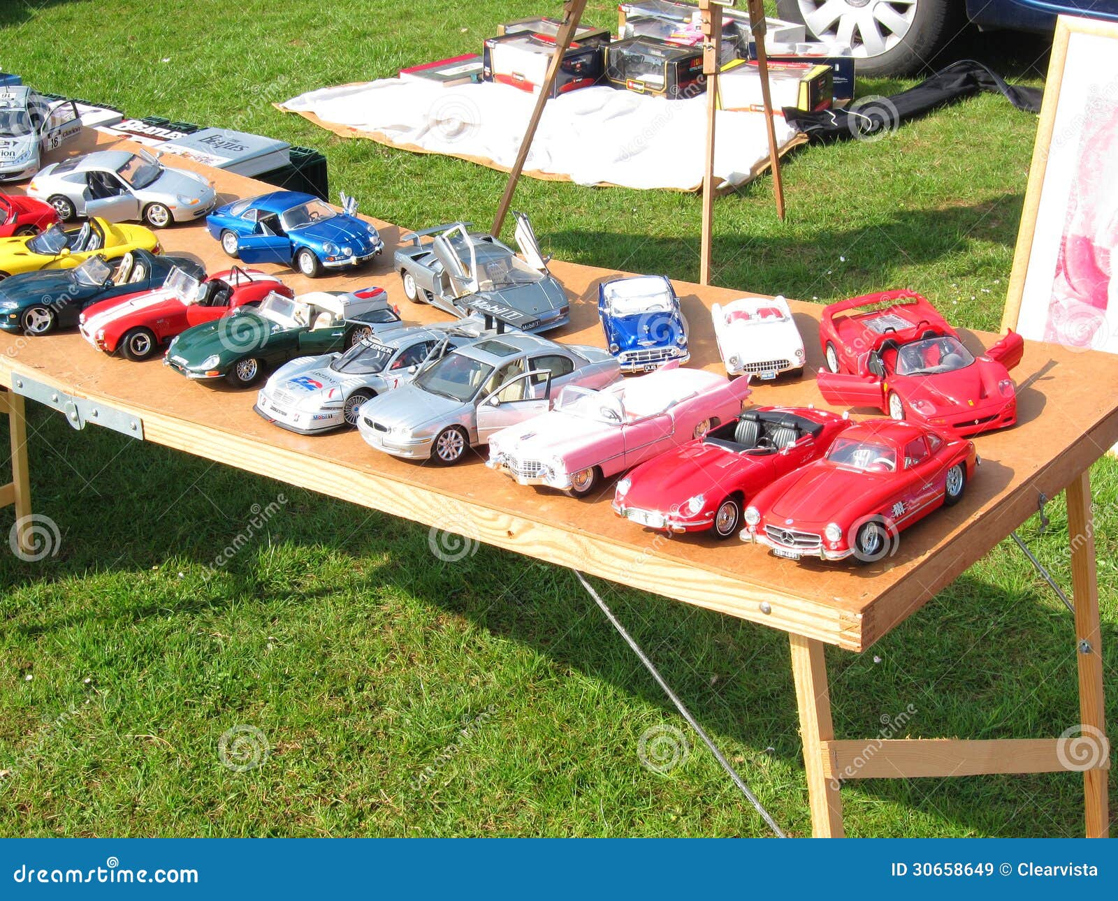 free clipart car boot sale - photo #39