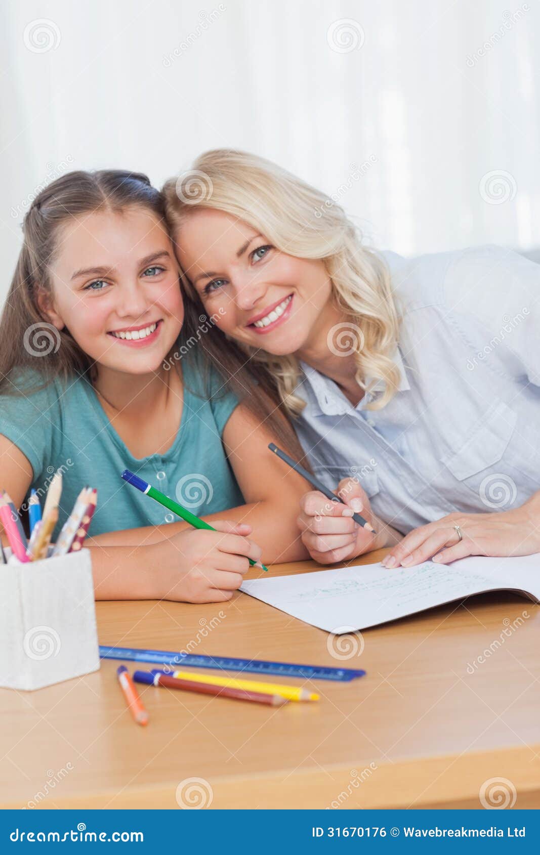 Compare and contrast essay about two close friends