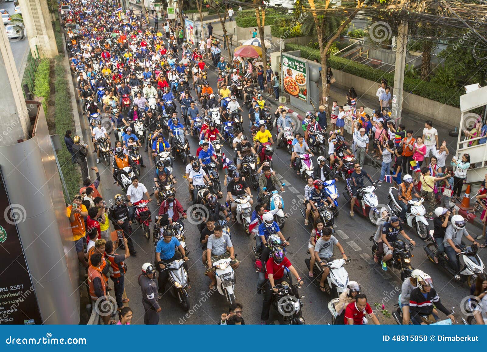 motorcycle-traffic-jam-city-centre-celebrate-football-fans-winning-aff-suzuki-cup-bangkok-thailand-dec-goals-gave-them-48815050.jpg