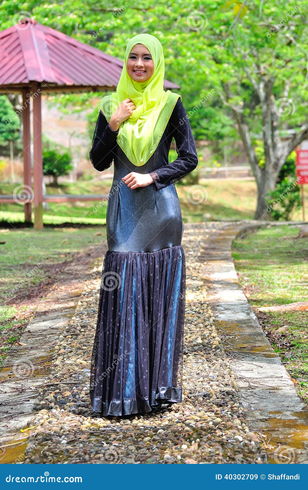 Download this Beautiful Muslimah... picture Download this Beautiful Muslimah... picture