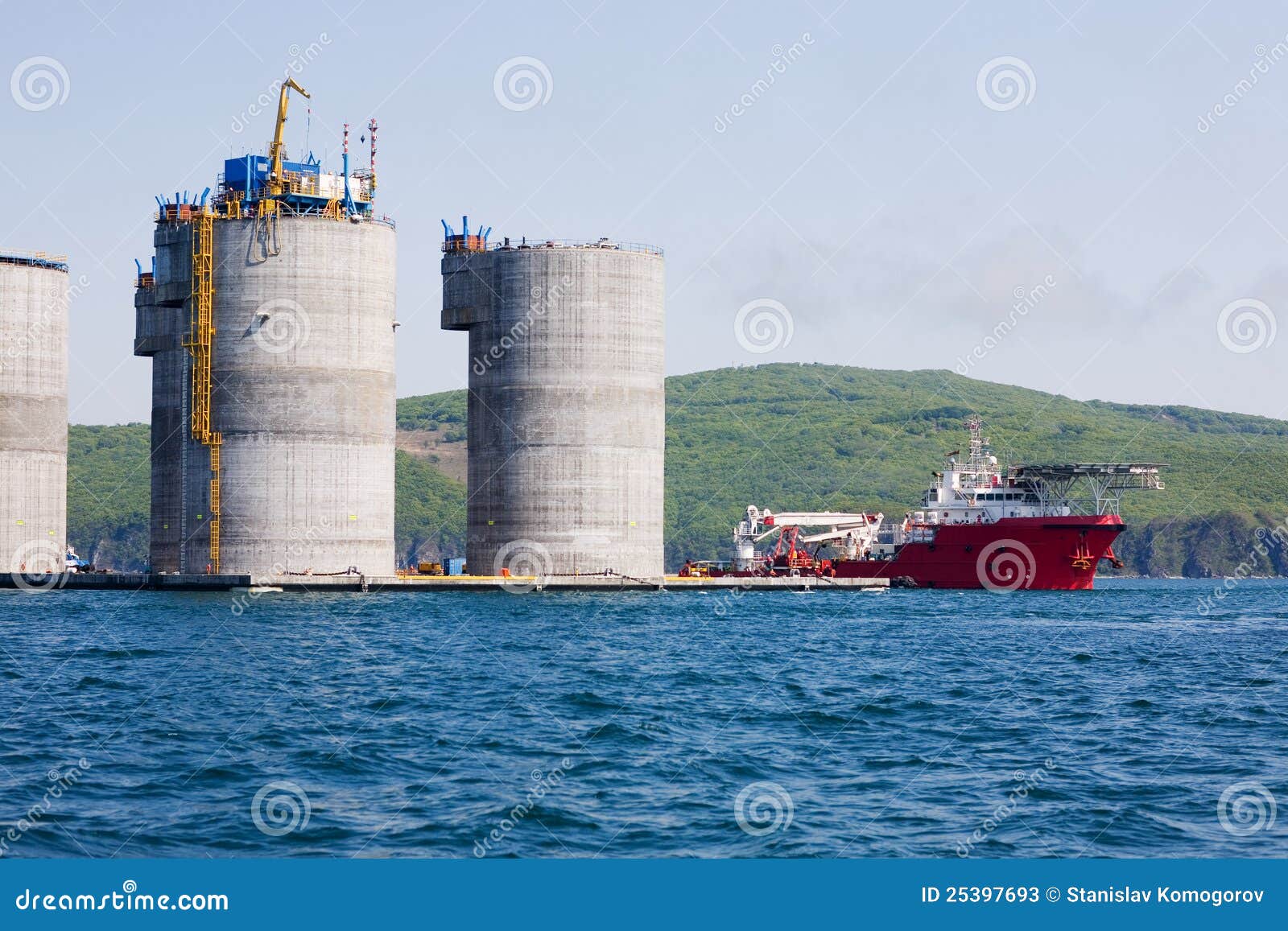 naked girl on drilling rig mature lady fuck girls
