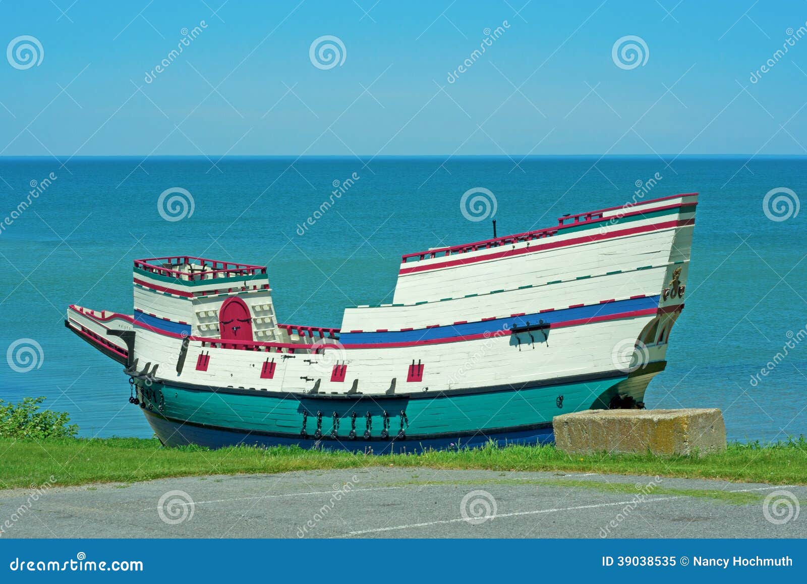 Old Wood Boat Stock Photo - Image: 39038535