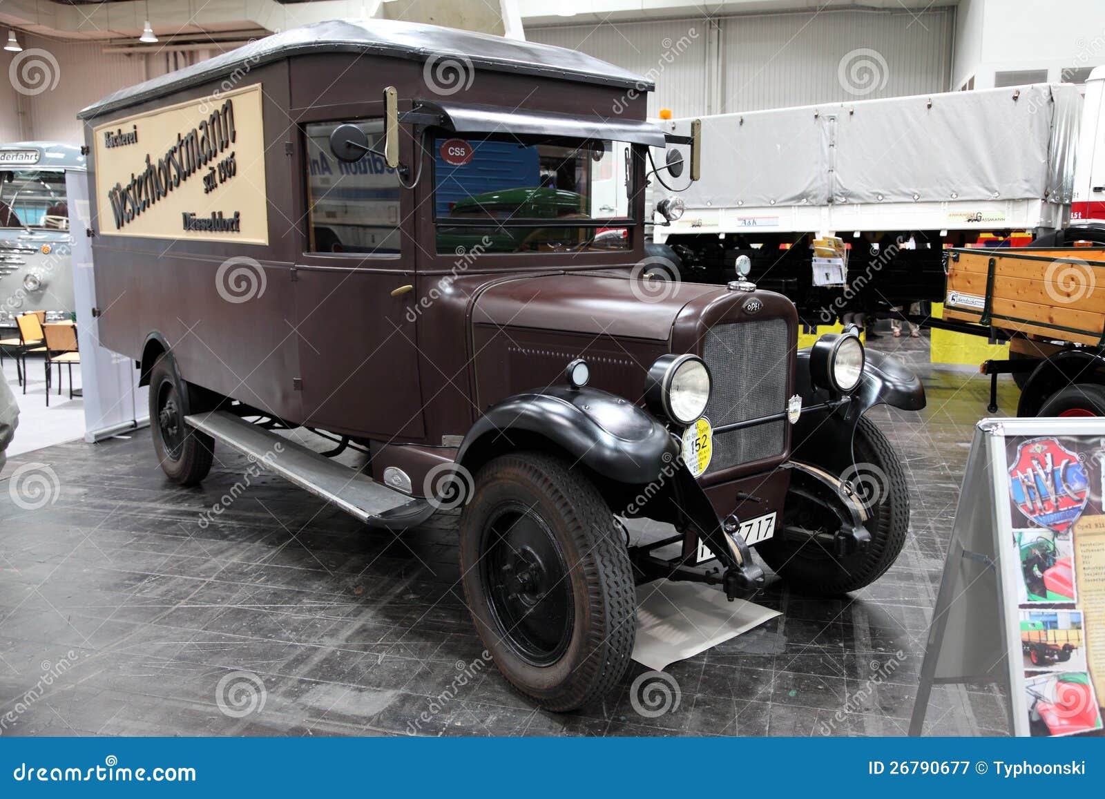 Opel Oldtimer Van Editorial Photography - Image: 26790677