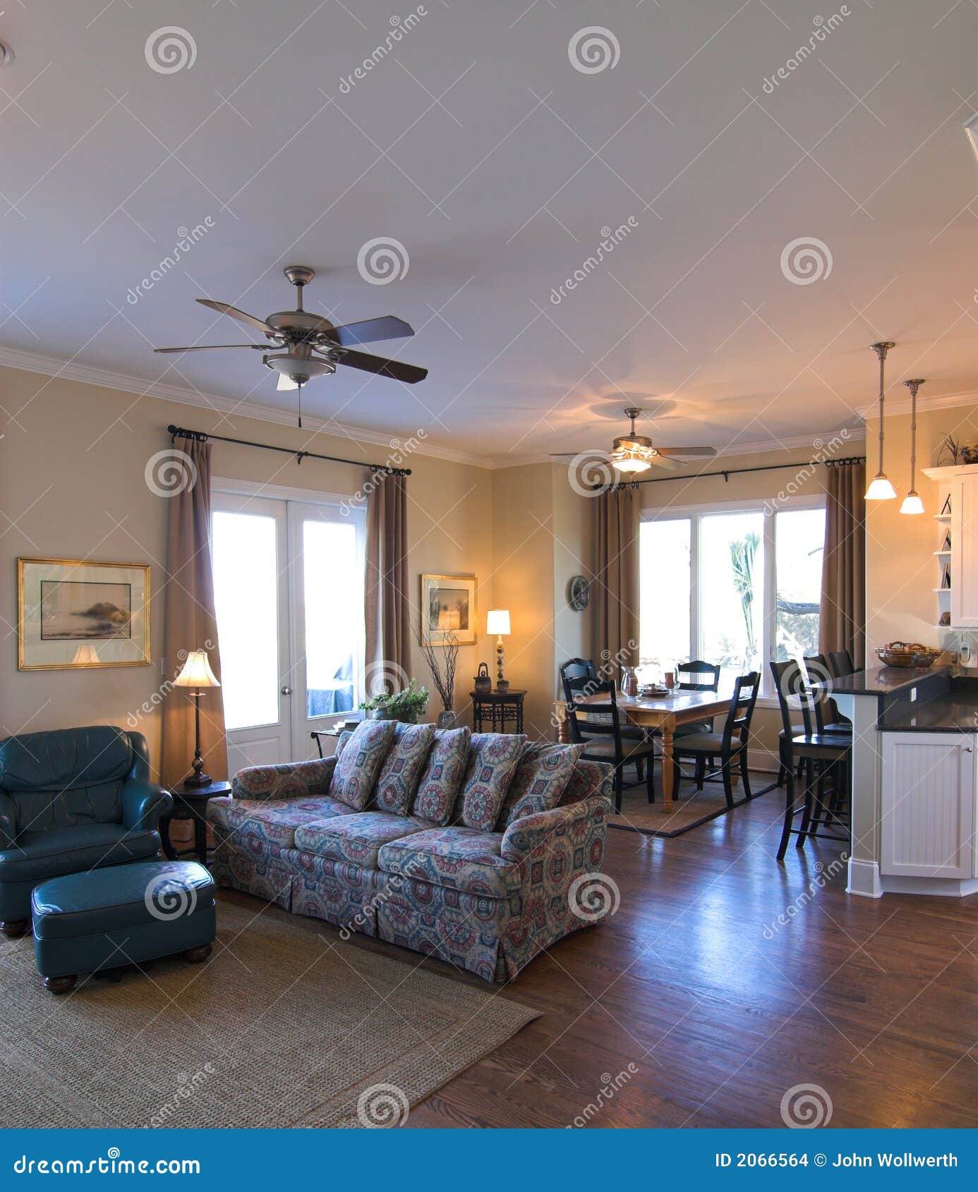 Open Living Room And Dining Room Stock Images - Image: 2066564