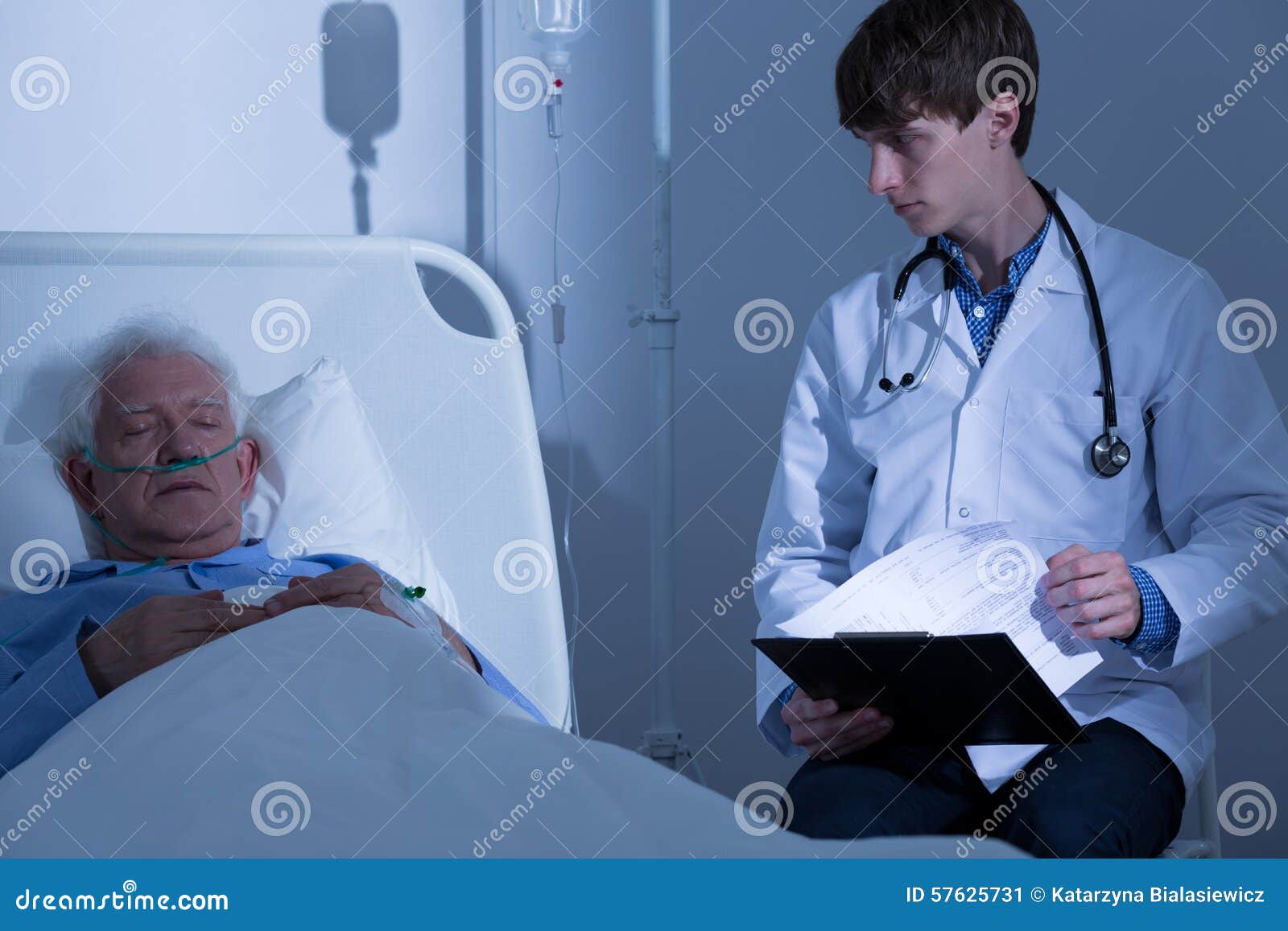 Patient Suffering From Terminal Illness Stock Photo ...