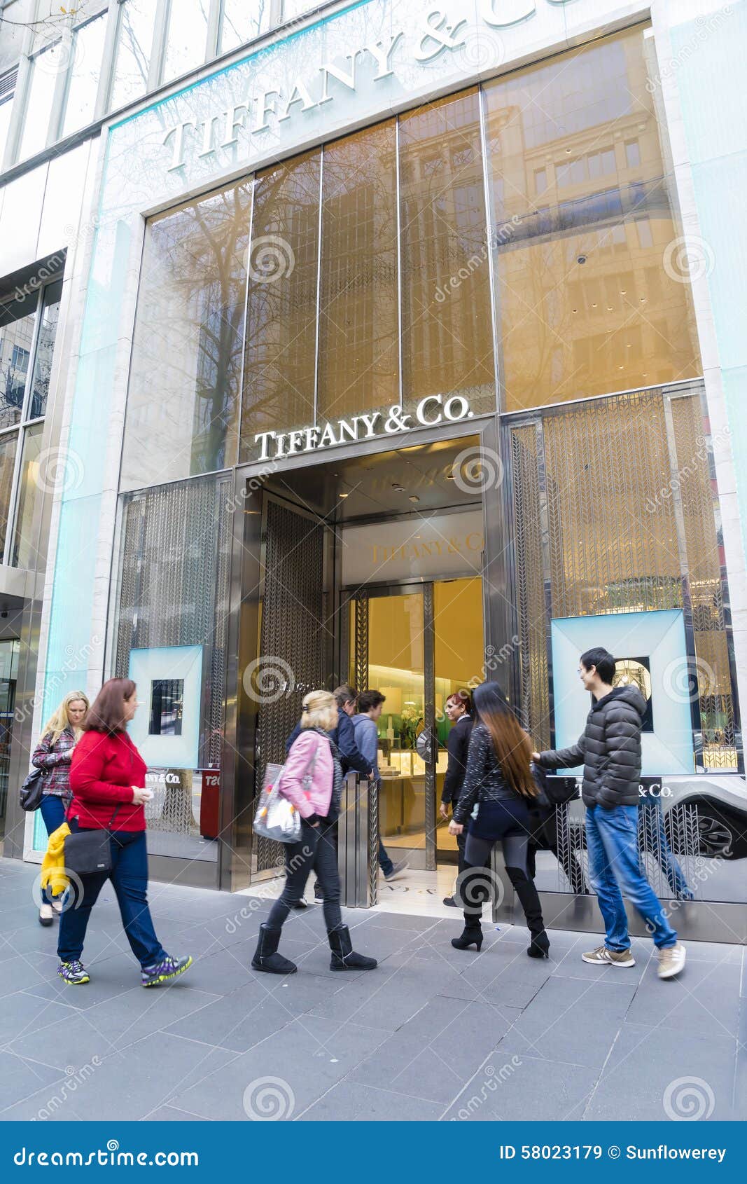 tiffany stores going