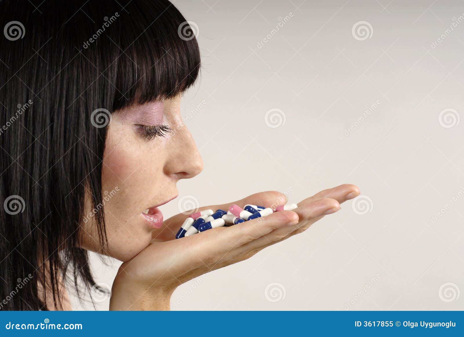 Pill And Face Royalty Free Stock Photo Image 3617855
