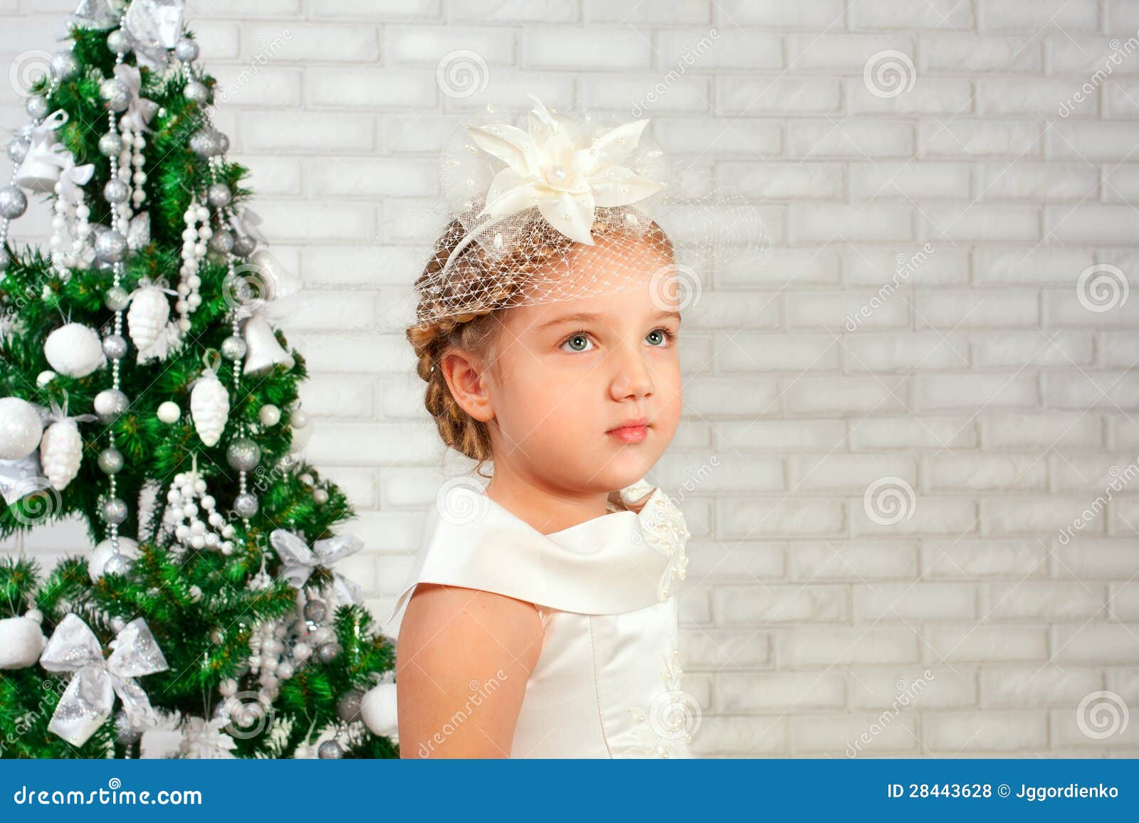 Download this Pretty Little Girl... picture Download this Pretty Little Girl... picture