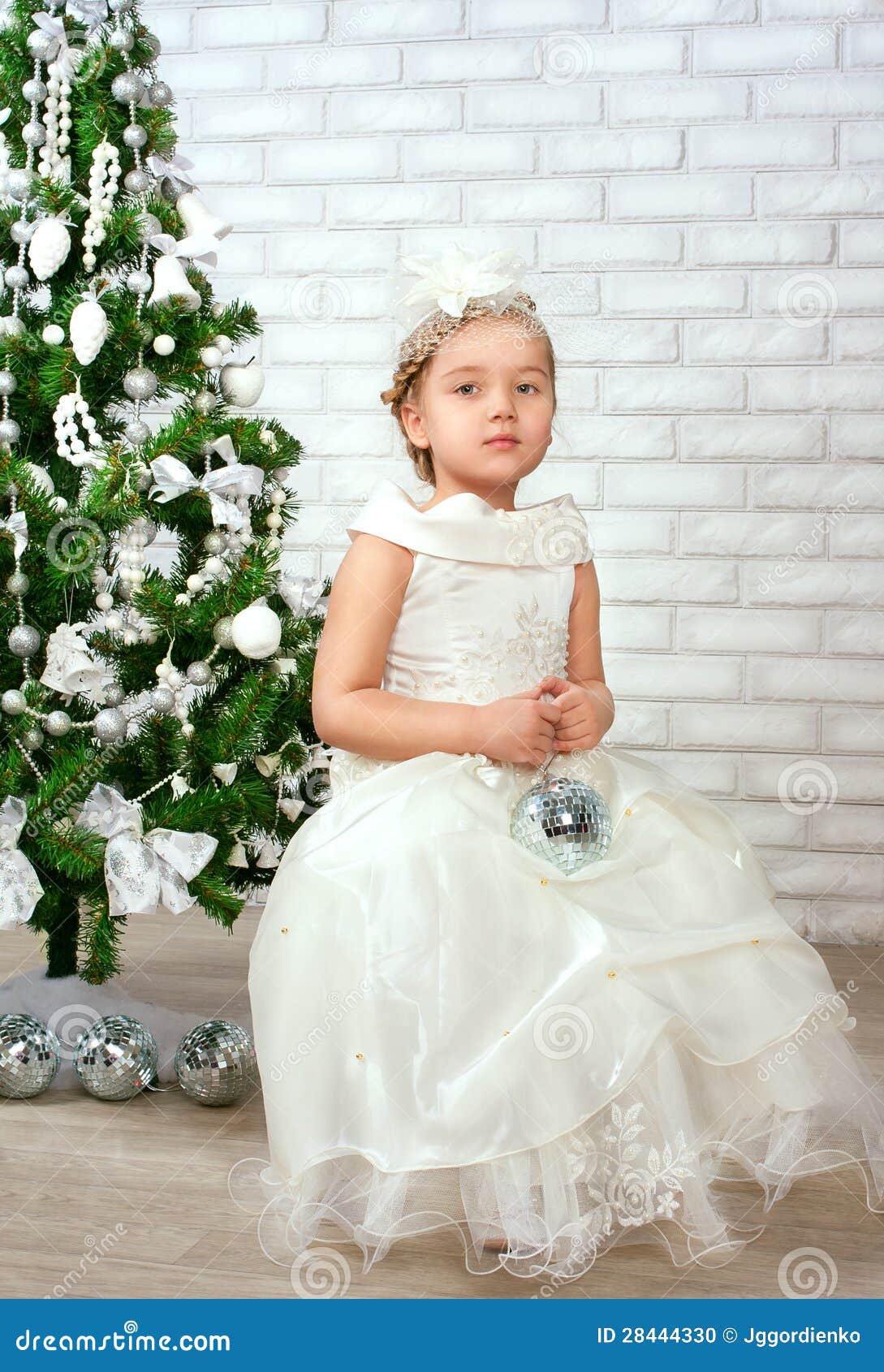 Download this Pretty Little Girl... picture Download this Pretty Little Girl... picture