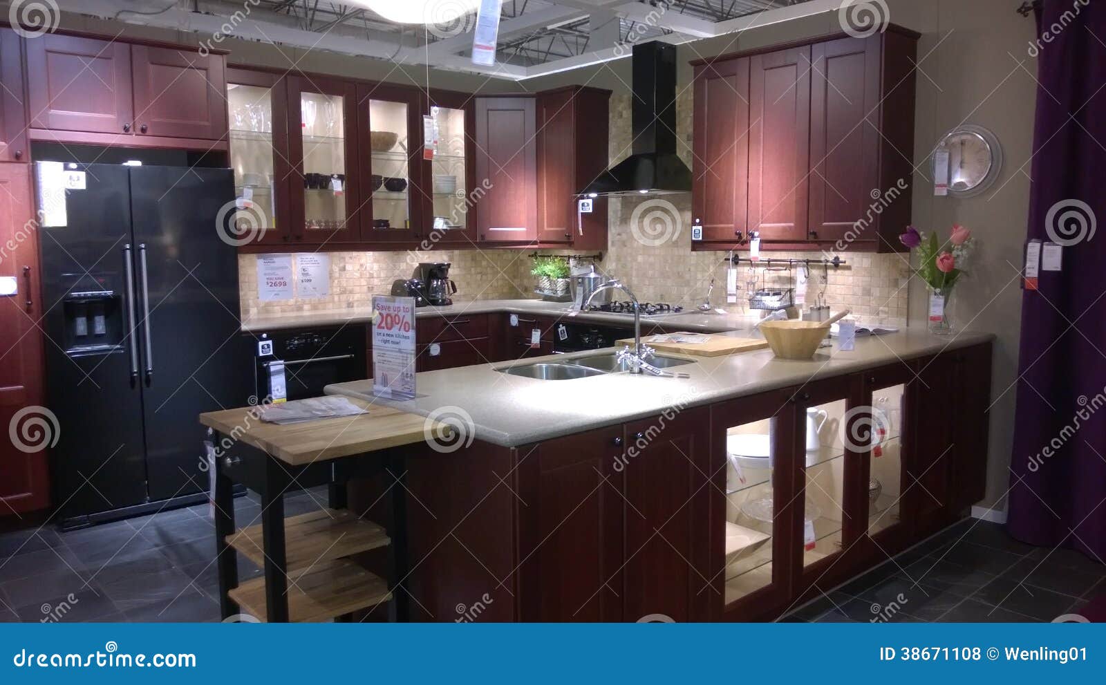 #7F4F4C Projeto Luxuoso Moderno Da Cozinha Foto de Stock Editorial Imagem 1300x822 px Projeto De Cozinha Industrial Gratis #2909 imagens