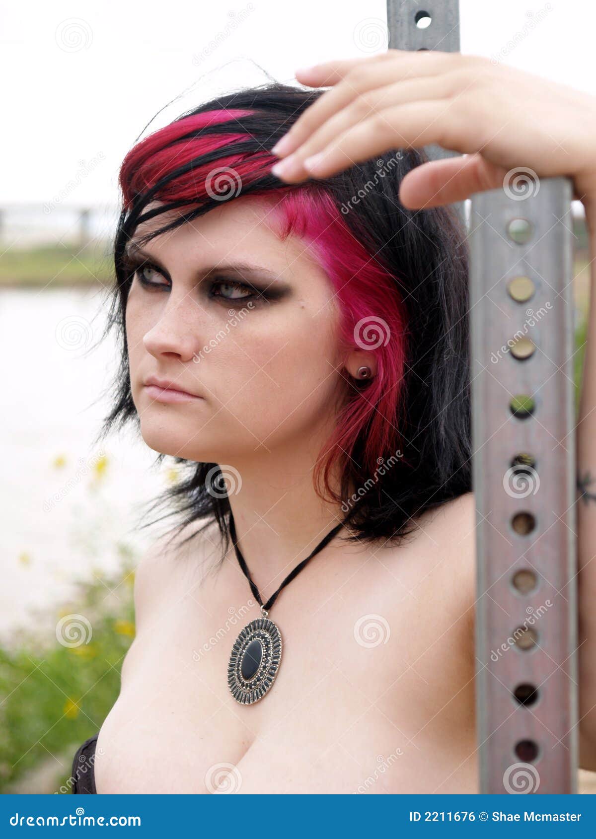 brief black hair with blonde ends natural black hairstyles brief hair