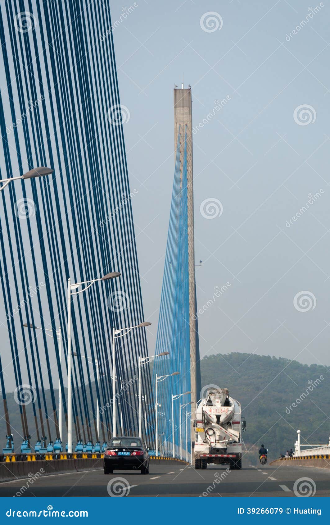 qiao-bridge-zhuhai-china-march-cable-sta