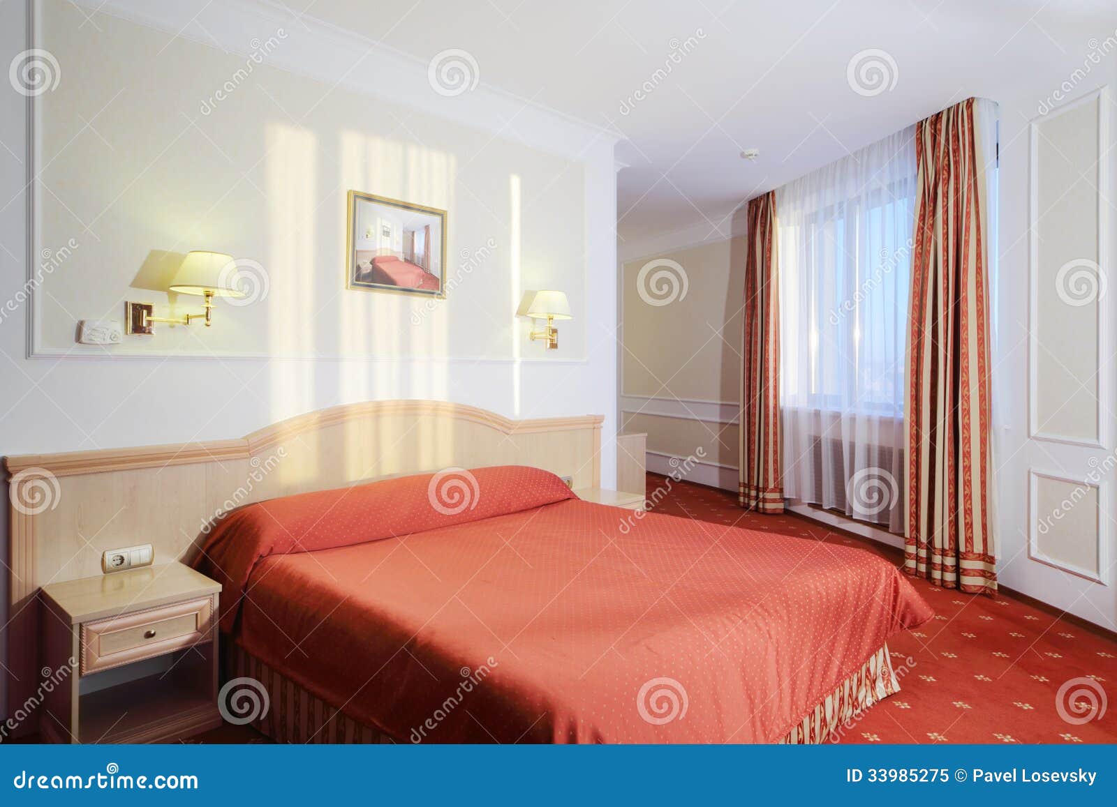 Quarto Simples Com Cama De Casal Com Linho Vermelho ~ Tapetes Para Quarto Vermelho Quarto Simples Com Cama De Casal Com Linho Vermelho ~ Tapetes Para Quarto Vermelho