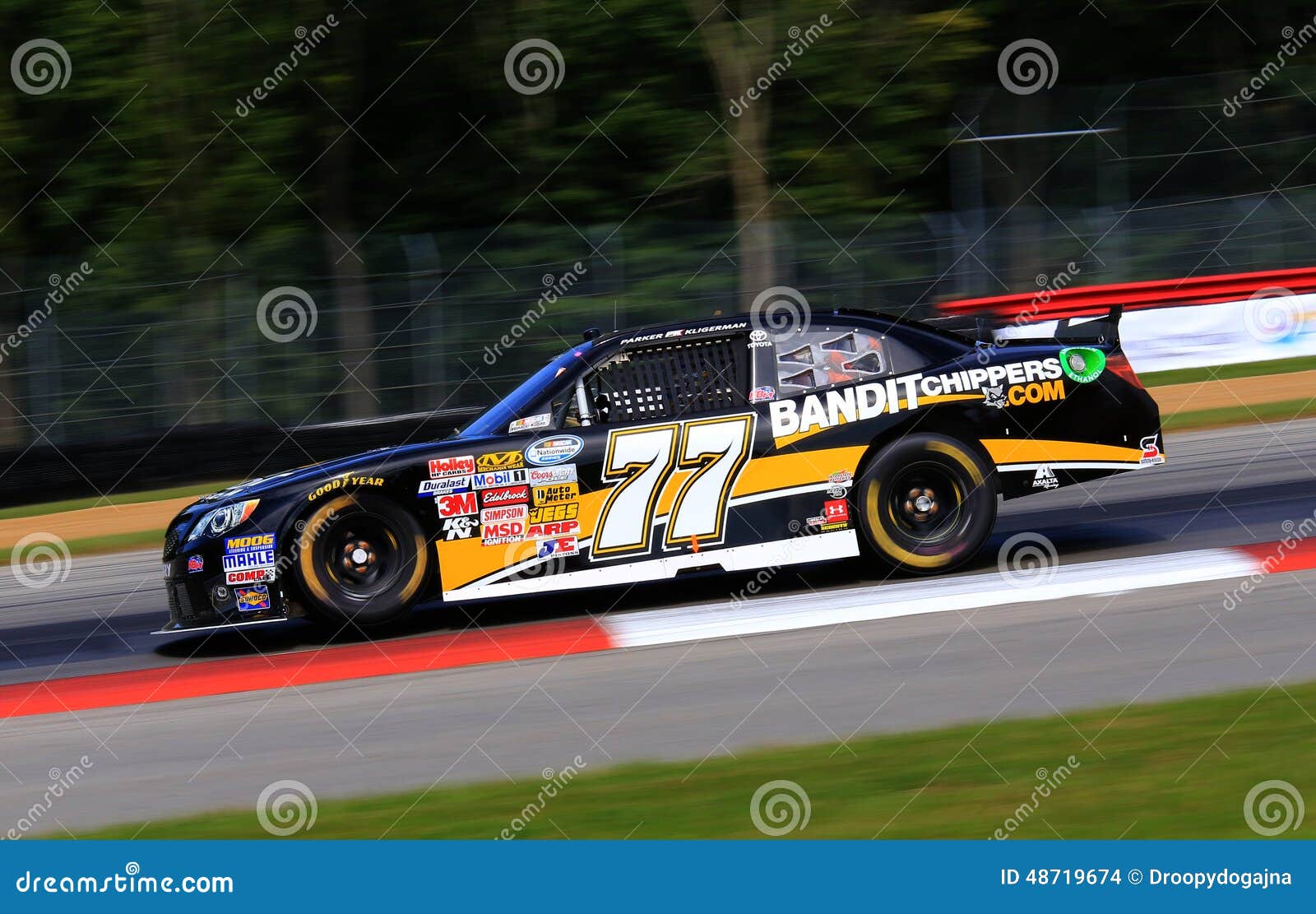 driver nascar team toyota #7 driver nascar team toyota #7