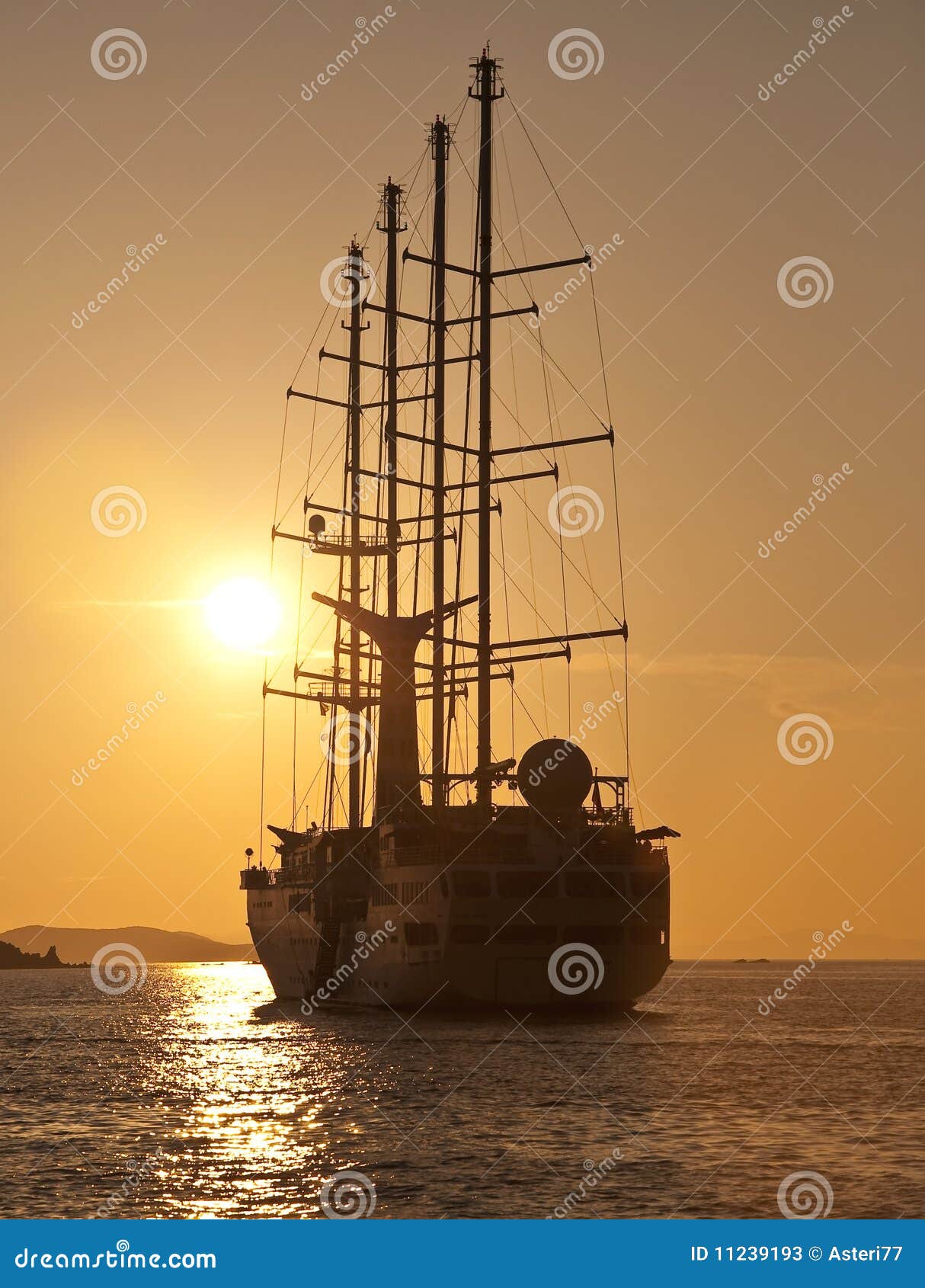 Sailing Yacht For A Romantic Trip At Sunset Stock Photos - Image 