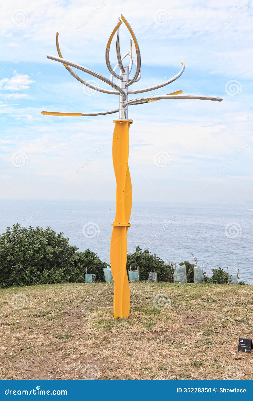  - sculpture-sea-exhibit-bondi-australia-november-titled-like-flower-swaying-wind-hiroyuki-kita-japan-medium-35228350