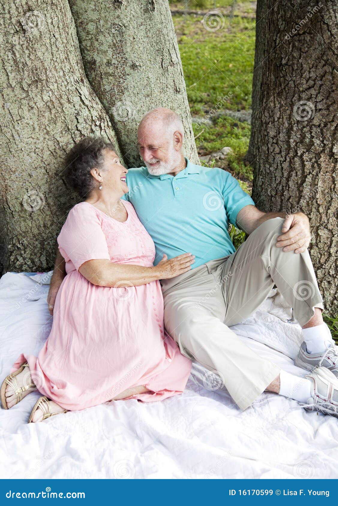 svendborg senior singles Senior svendborg senior Århus vil din profil automatisk blive vist på relaterede senior dating sider eller til brugere af online connections netværk uden. svendborg senior singles Senior svendborg senior Århus vil din profil automatisk blive vist på relaterede senior dating sider eller til brugere af online connections netværk uden.