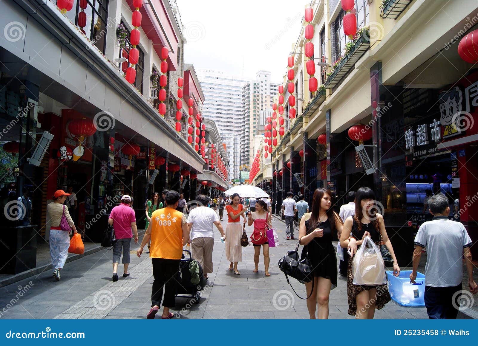Shenzhen China Men Old Street Editorial Stock Photo Shenzhen China Men Old Street Editorial Stock Photo
