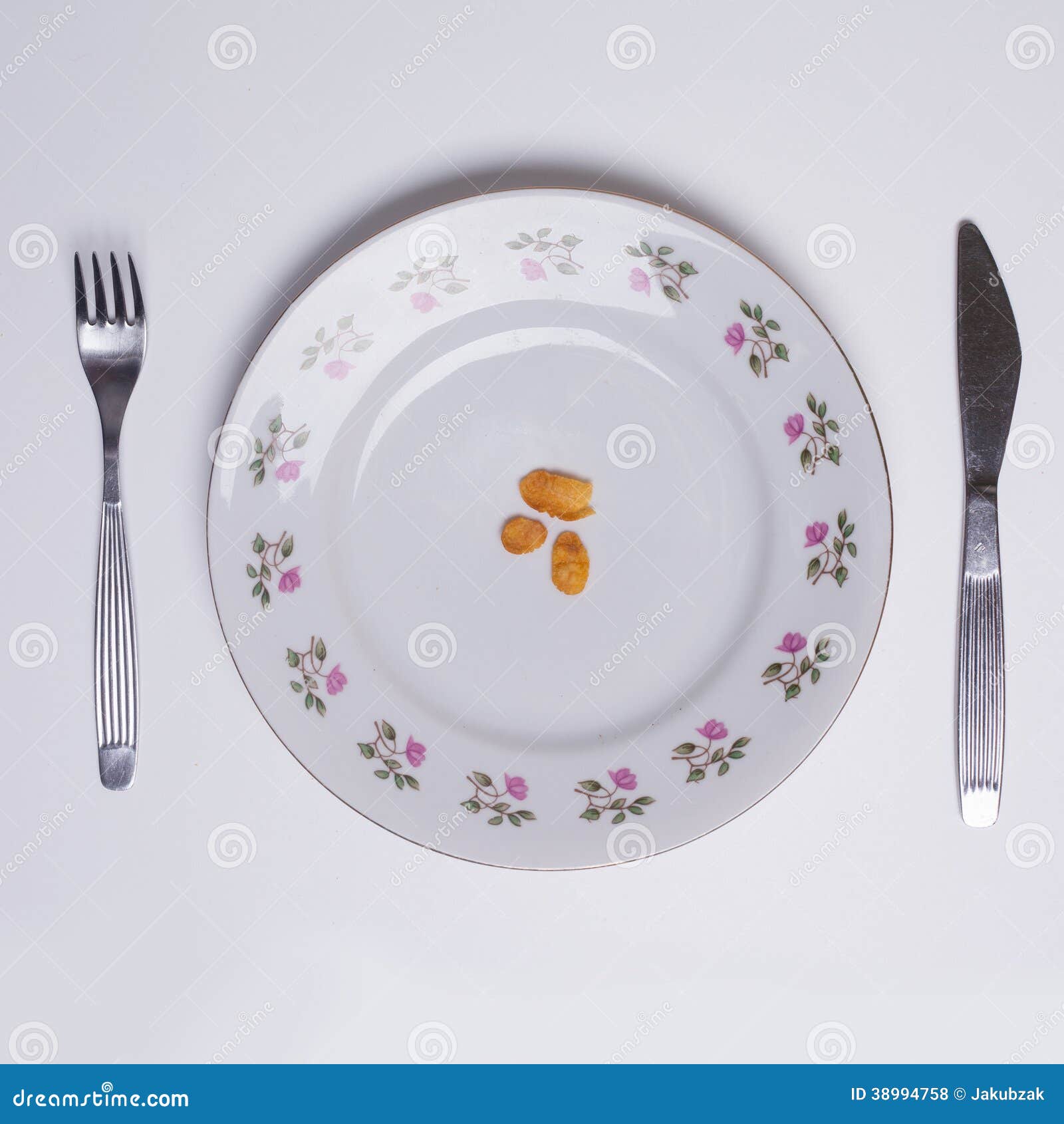 single-cornflake-plate-symbol-famines-poverty-isola-isolated-white-background-38994758.jpg