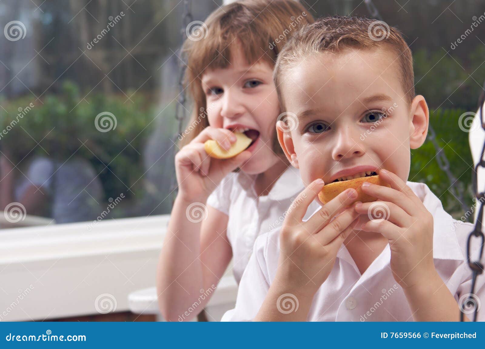 Girl With Little Brother Stock Images - Image: 32228104