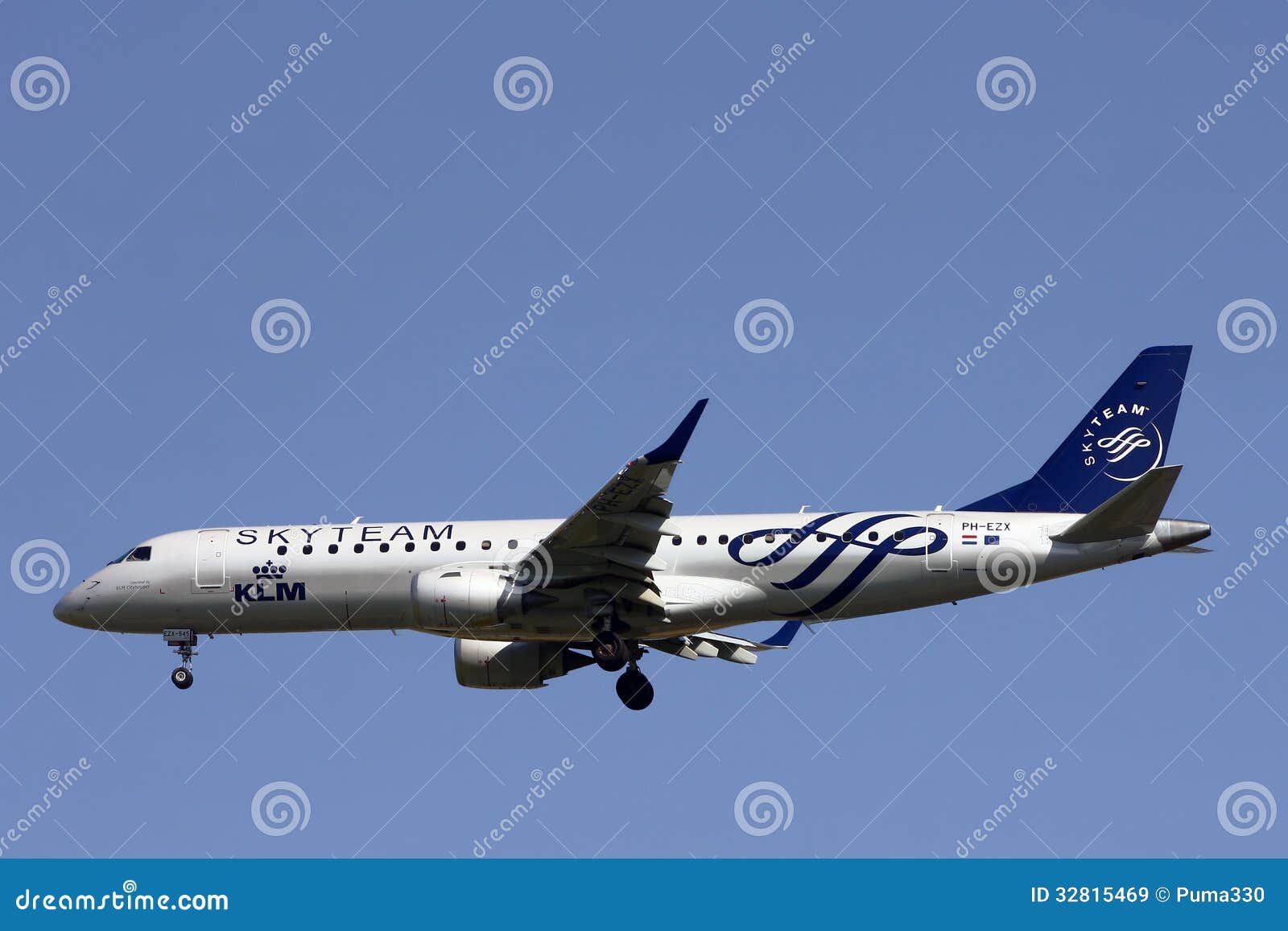 KLM transport airline with the logojet of Skyteam alliance. KLM transport airline with the logojet of Skyteam alliance.