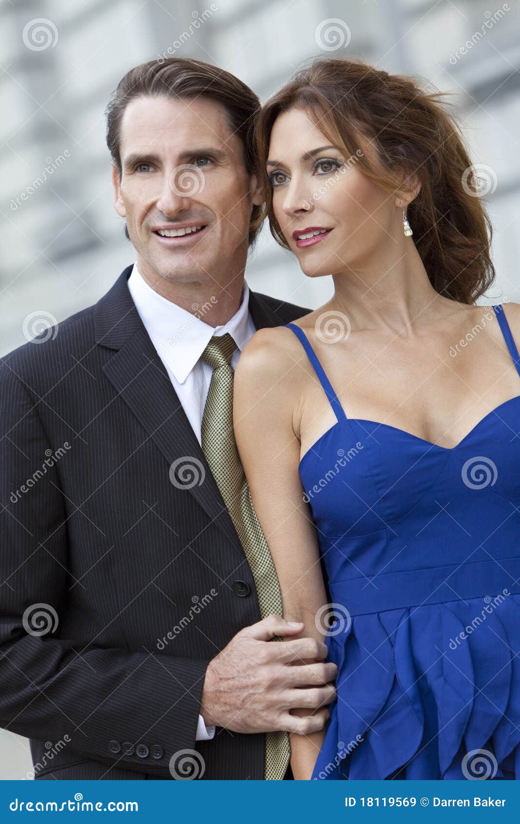 http://thumbs.dreamstime.com/z/smart-successful-man-woman-couple-18119569.jpg