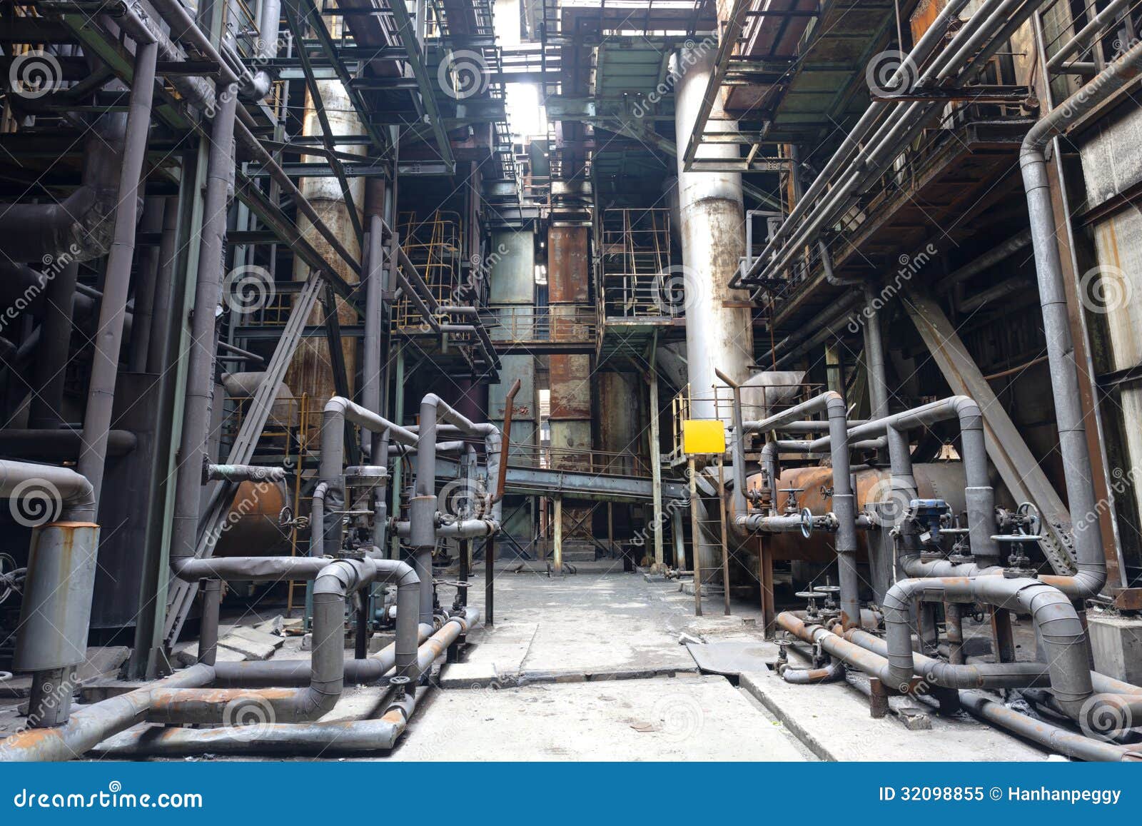 steel-mill-interior-pipes-valves-32098855.jpg