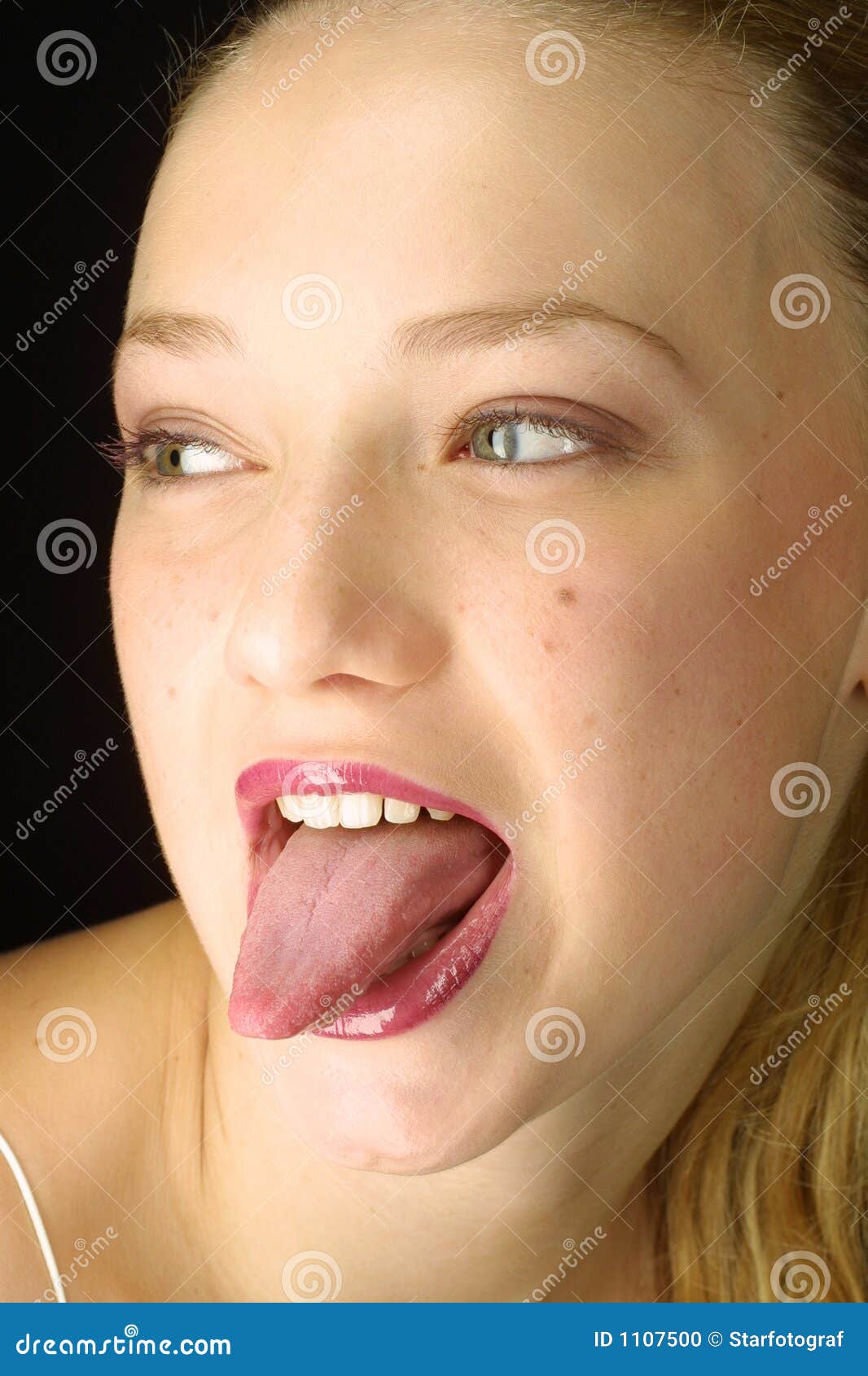 asian box jewelry style nude arabic girl with extra large tits