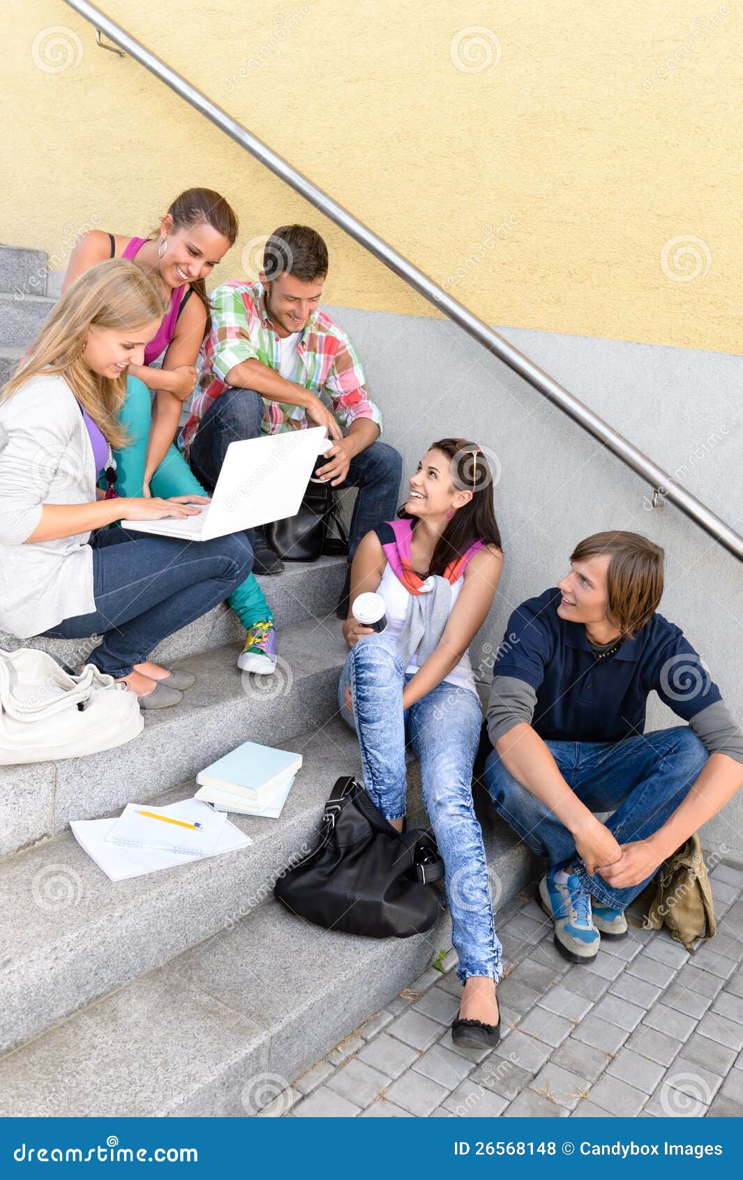 Nail Technician fun majors to study in college Nail Technician fun majors to study in college