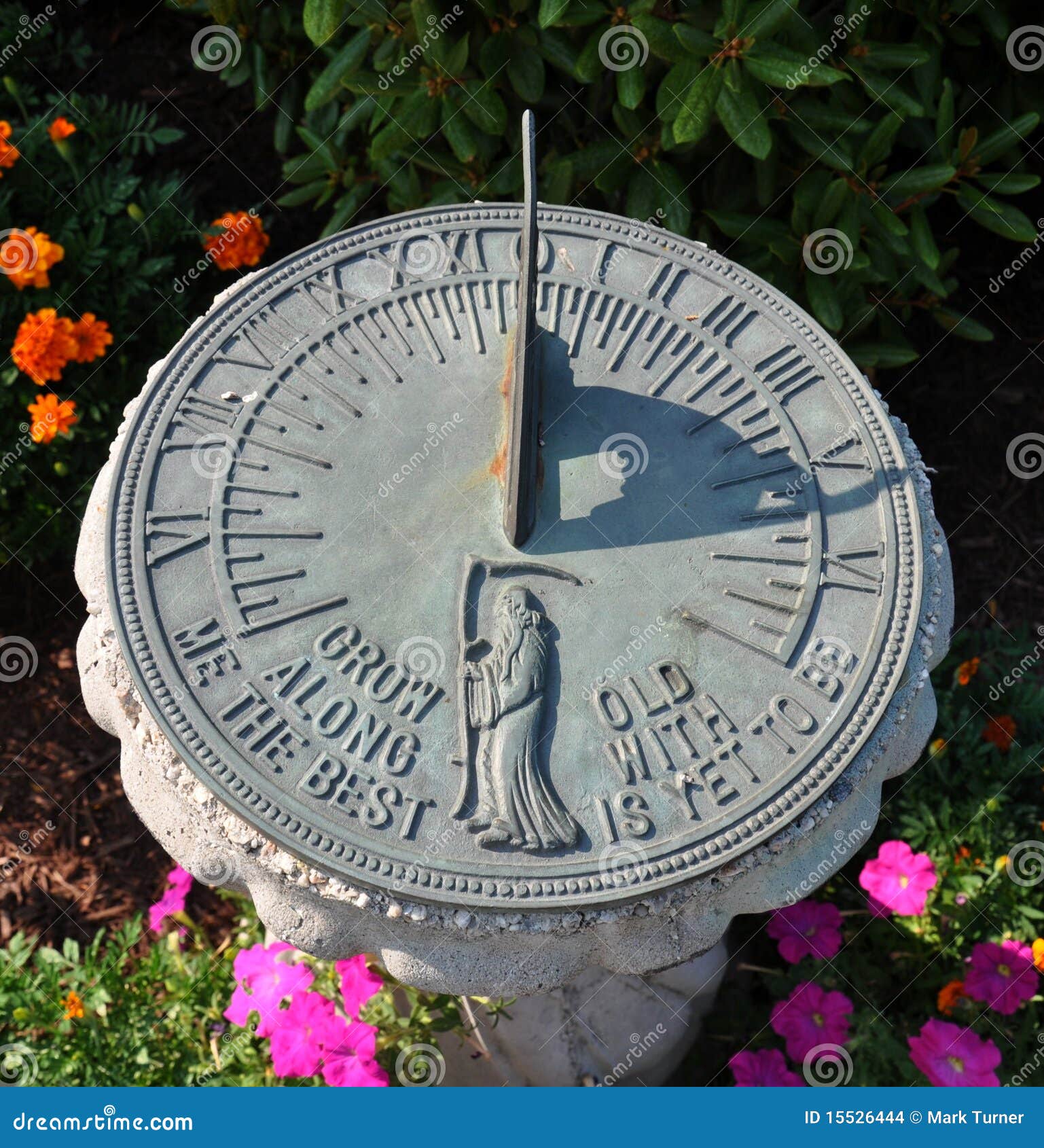 sundial-15526444.jpg