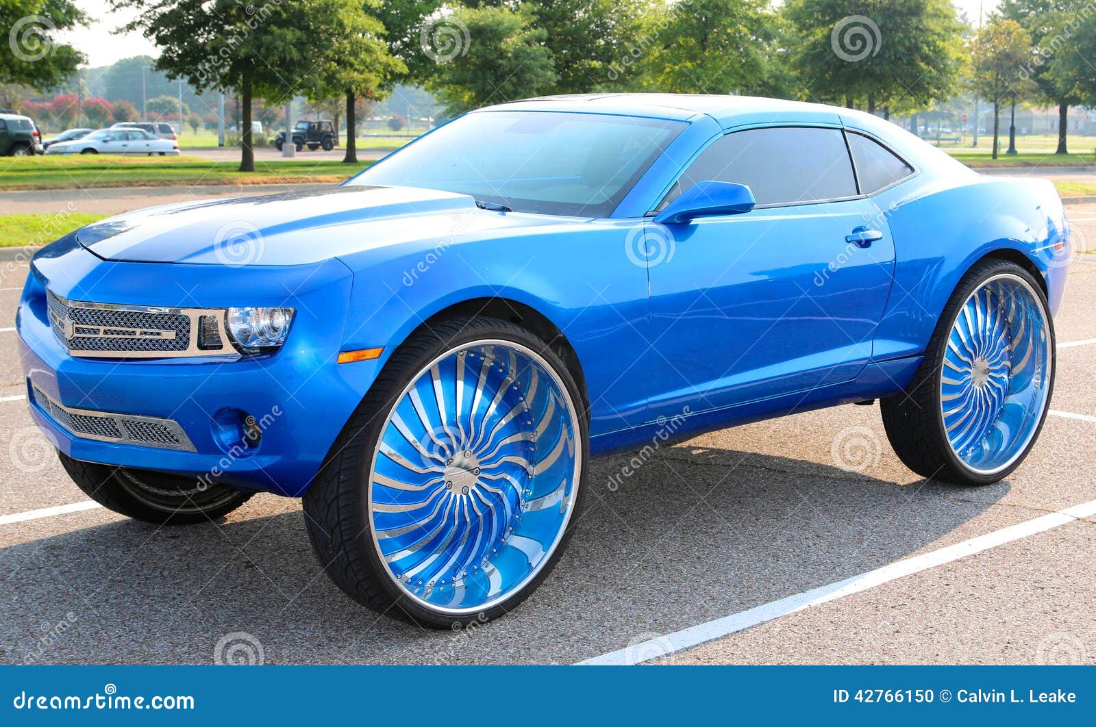 Super Chevy On Big Wheels Editorial Image - Image: 42766150