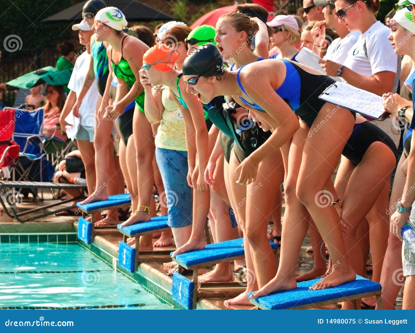 swim-meet-competition-teen-girls-14980075.jpg