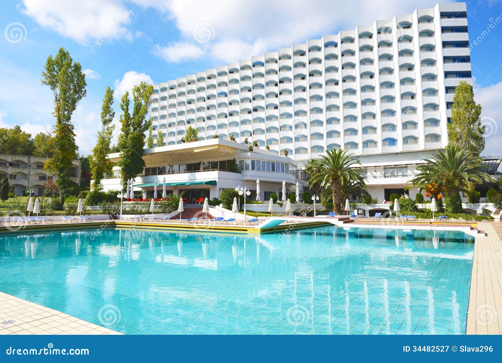 Luxury Hotels In Madrid With Swimming Pool Luxury Hotels In Madrid With Swimming Pool