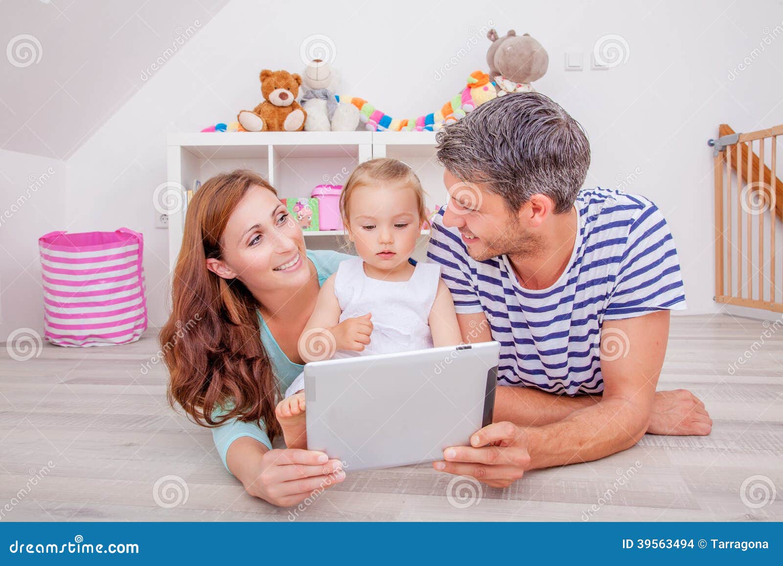 Анкеты и фото детей которым нужны родители Анкеты и фото детей которым нужны родители