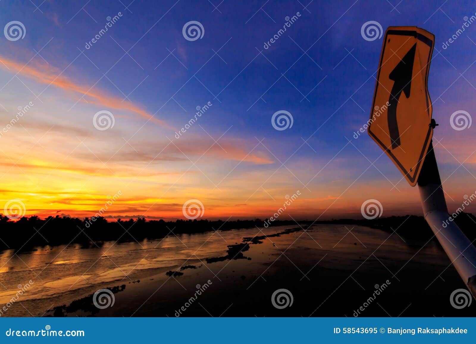Look at the sunsets on the Tha Chin River in Thailand.