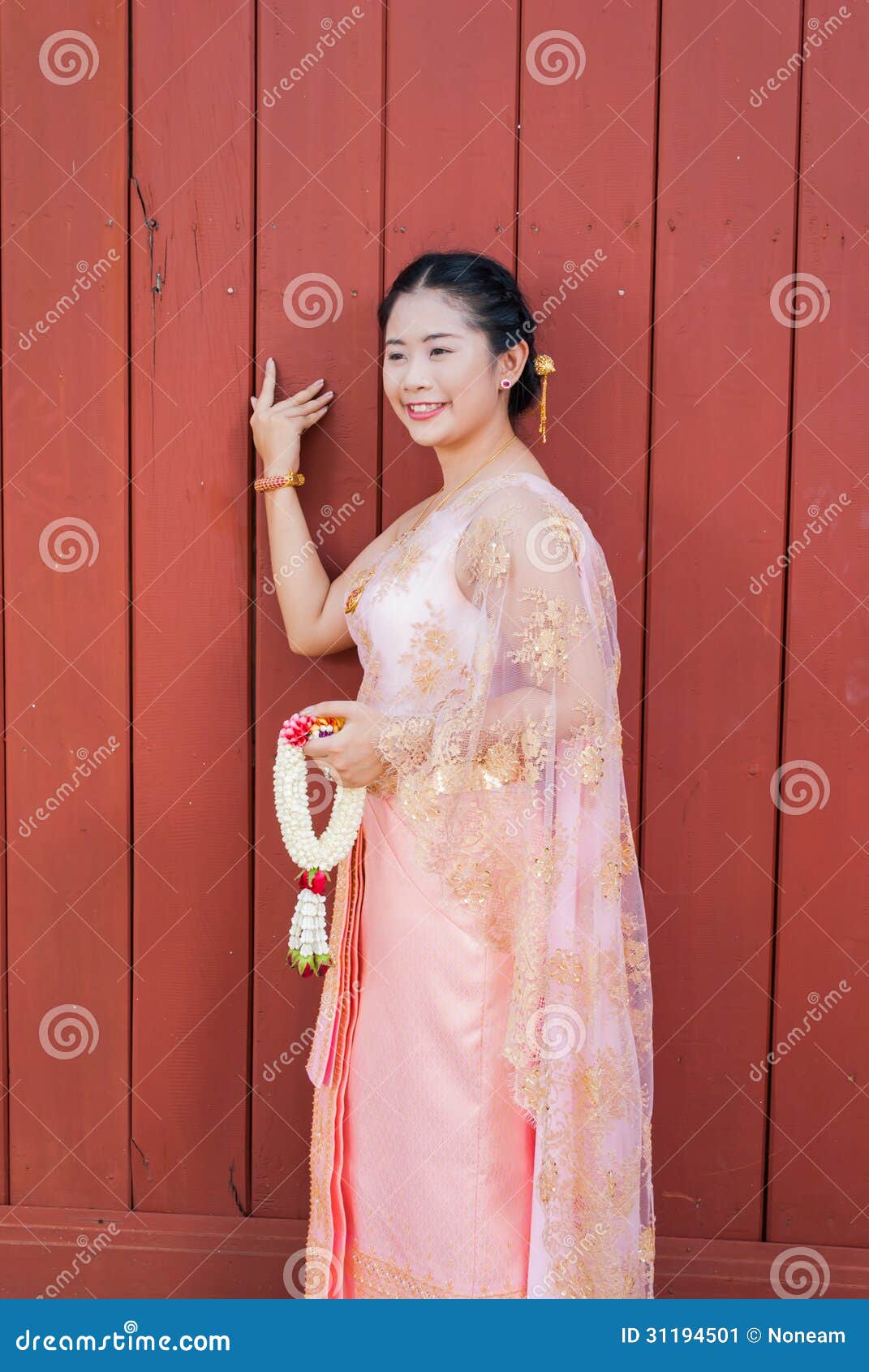 Dream Thai Bride Becomes 9