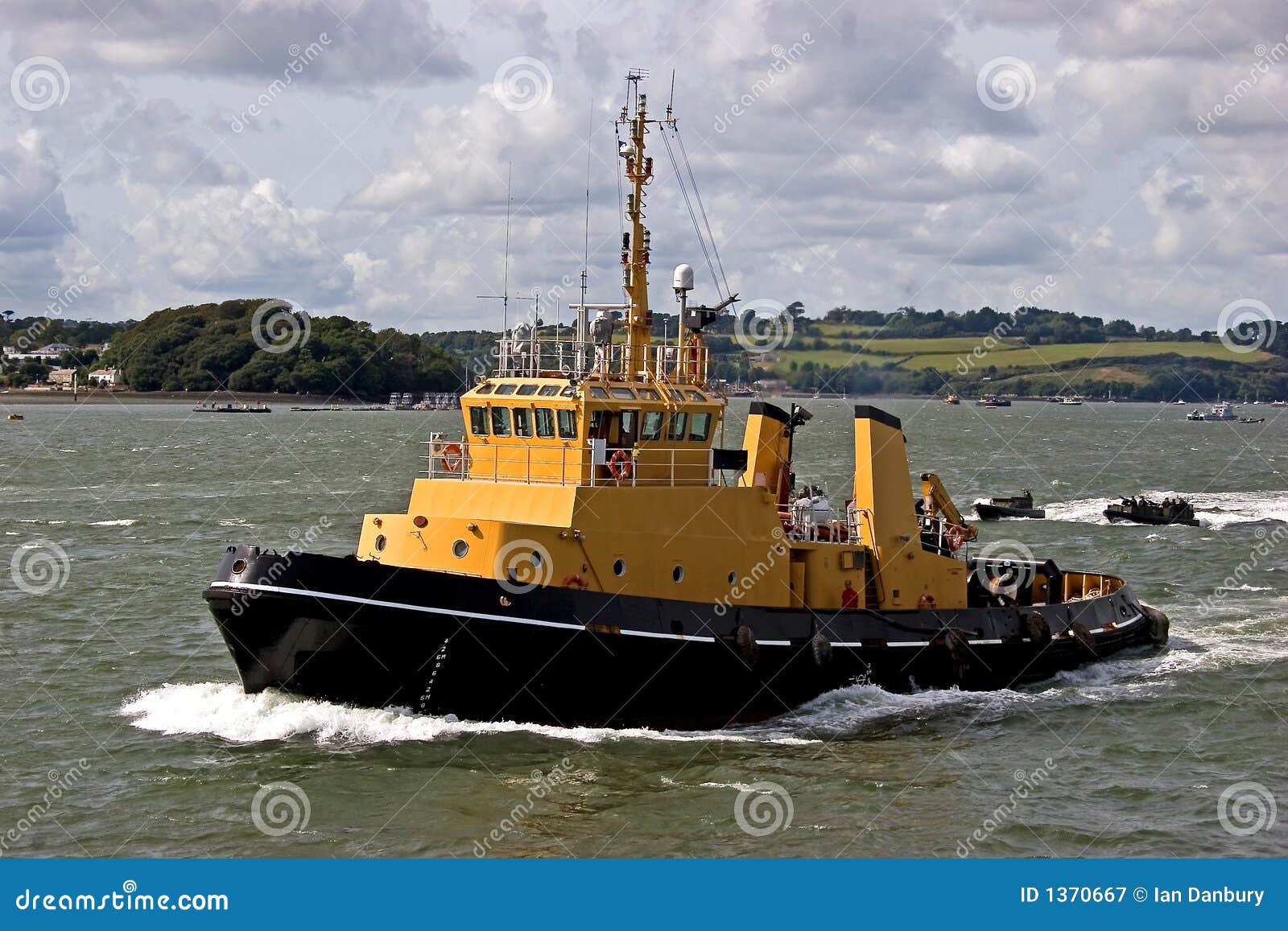 clip art tug boat - photo #45