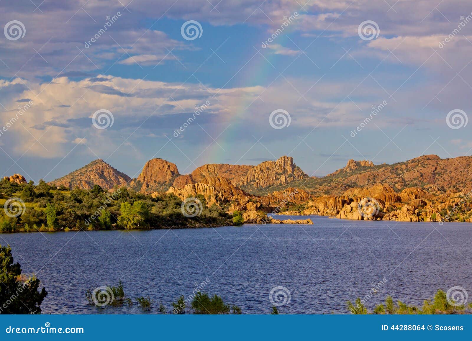 ... beautiful-granite-rock-formations-scenic-prescott-arizona-44288064.jpg