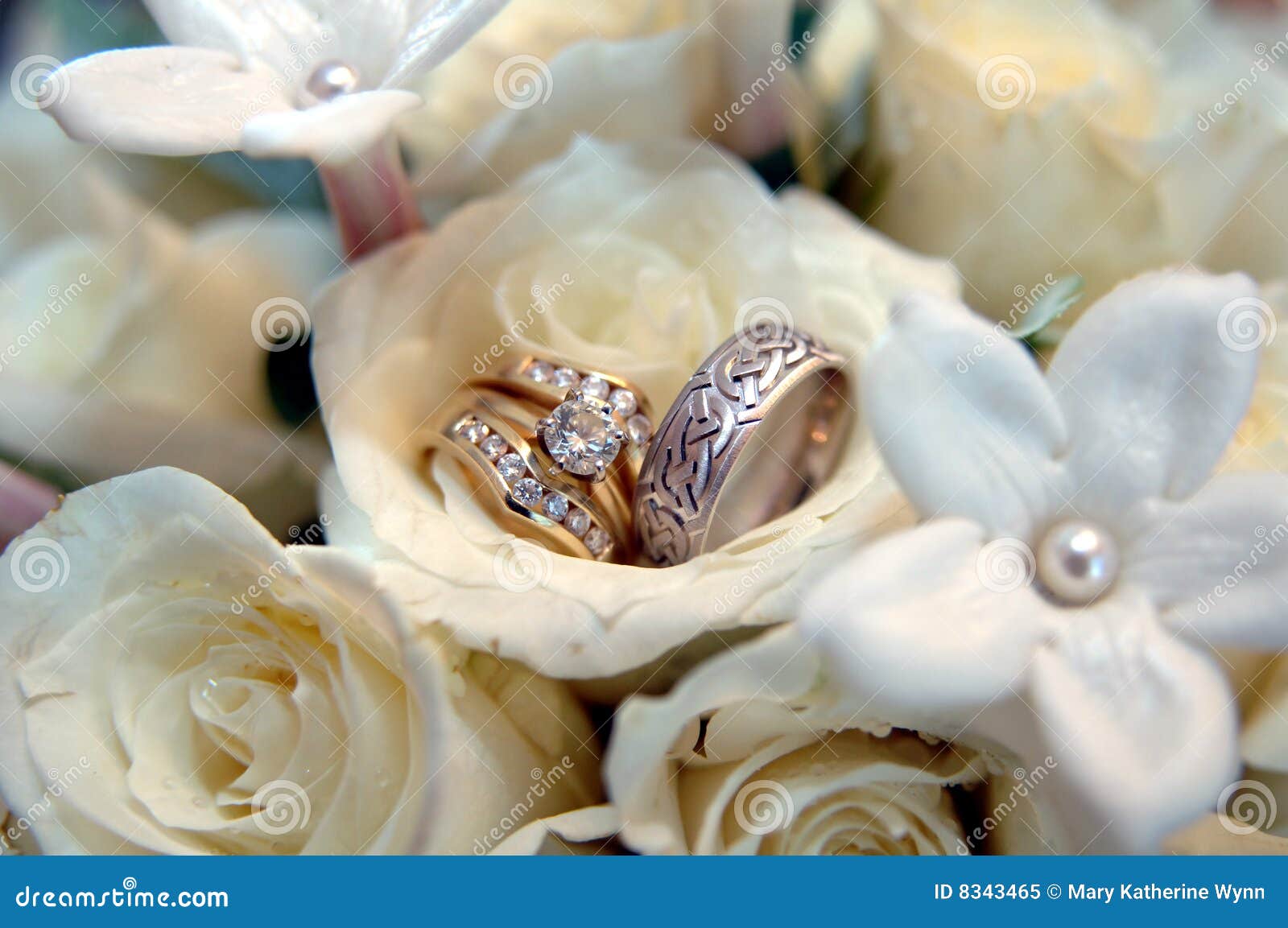 Bouquet wedding rings