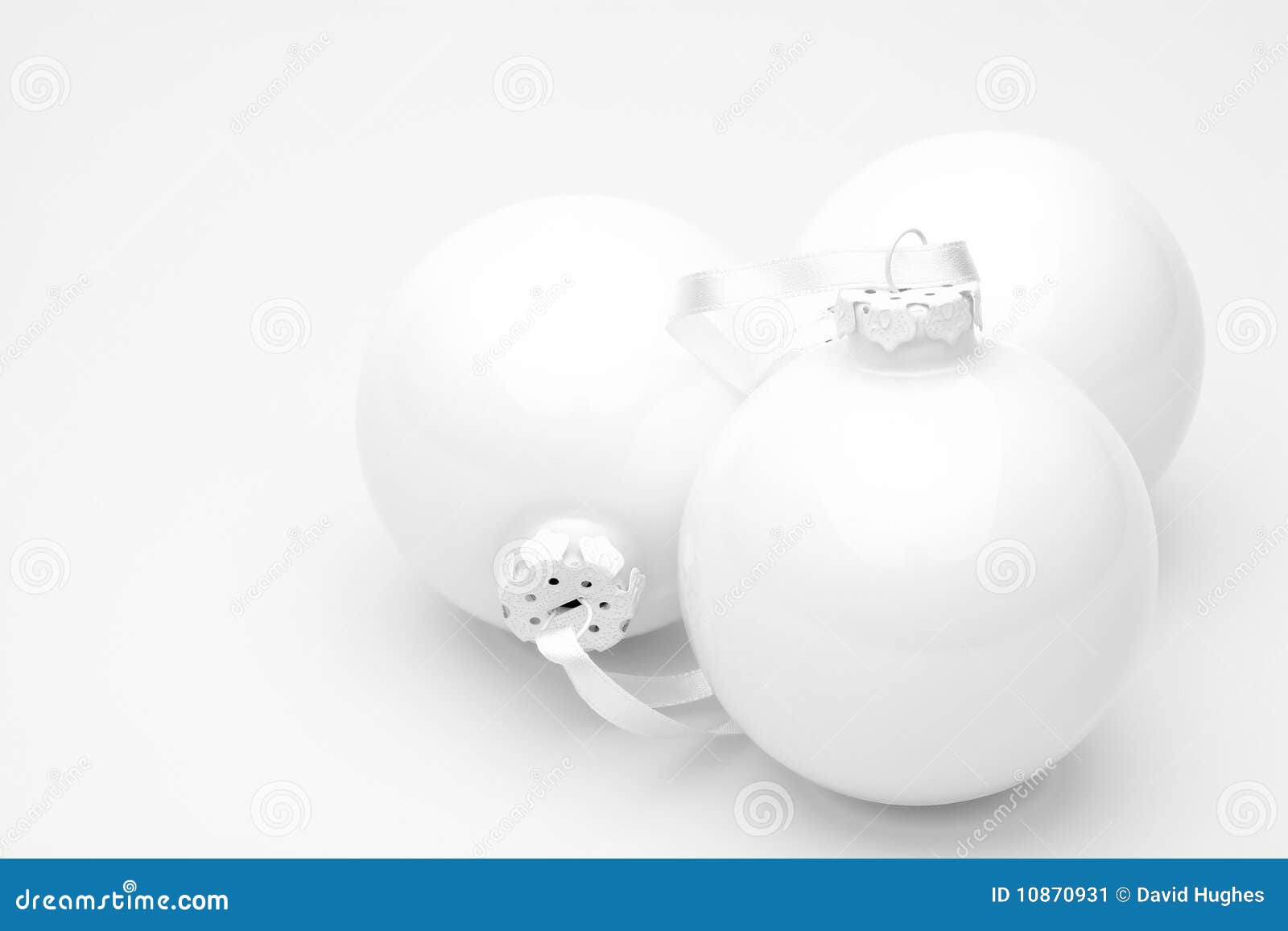 top 28 white baubles large shiny silver bauble top 28 white baubles large shiny silver bauble
