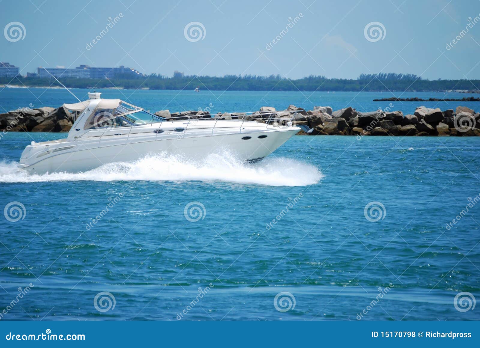 White Sport Fishing Boat Royalty Free Stock Photos - Image: 15170798