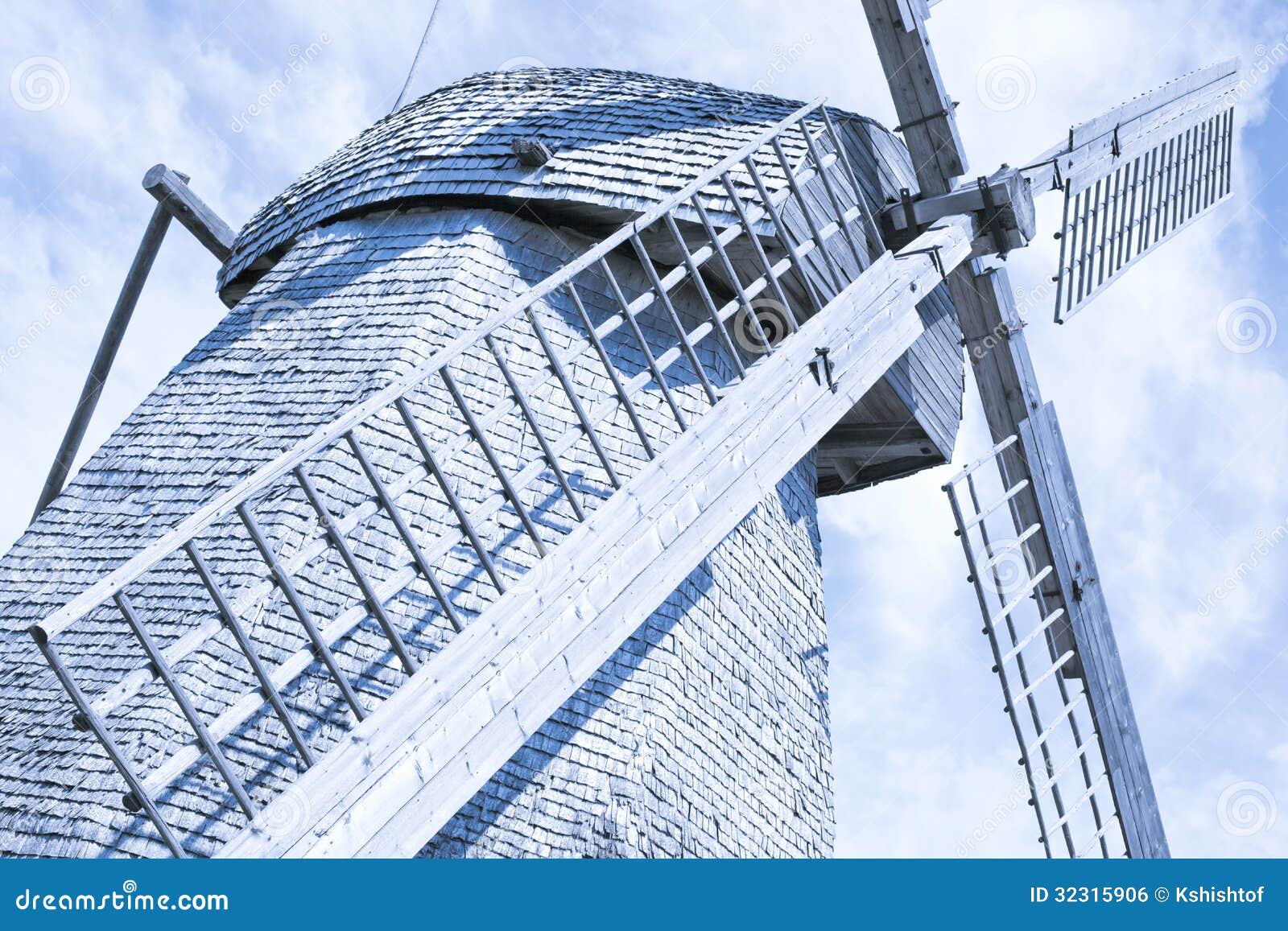 Windmill Royalty Free Stock Image - Image: 32315906