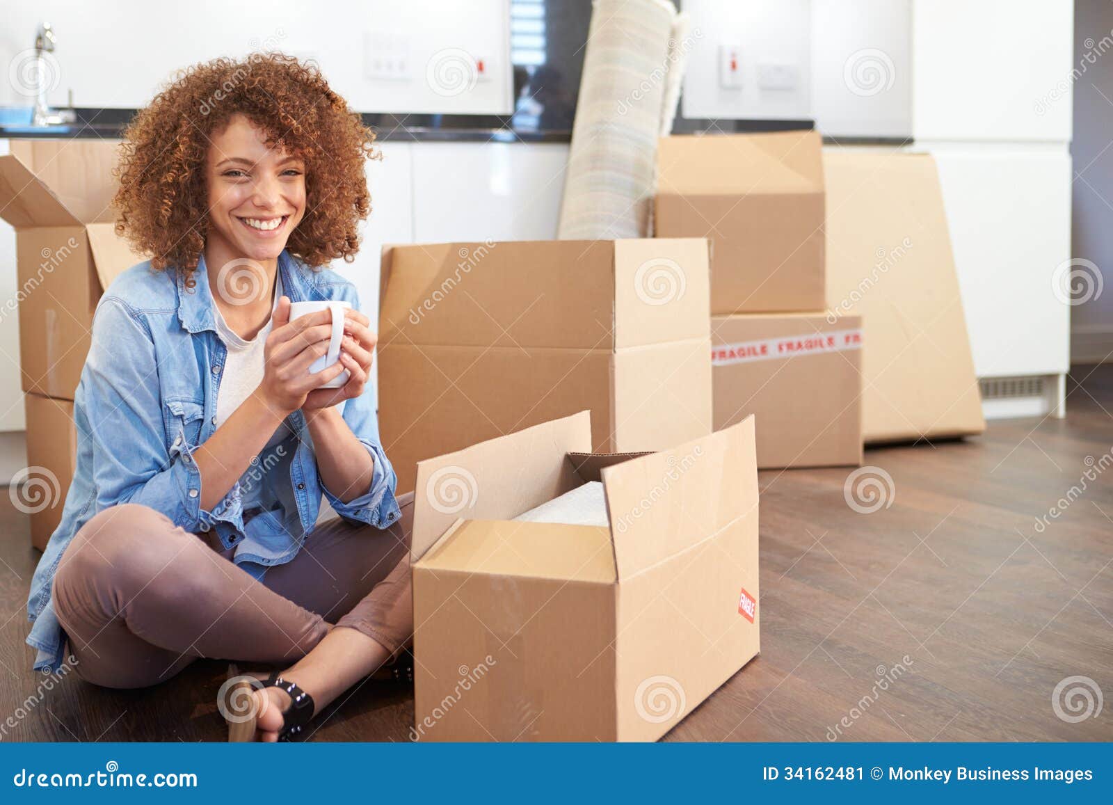 A girl unpacked from suitcase 2