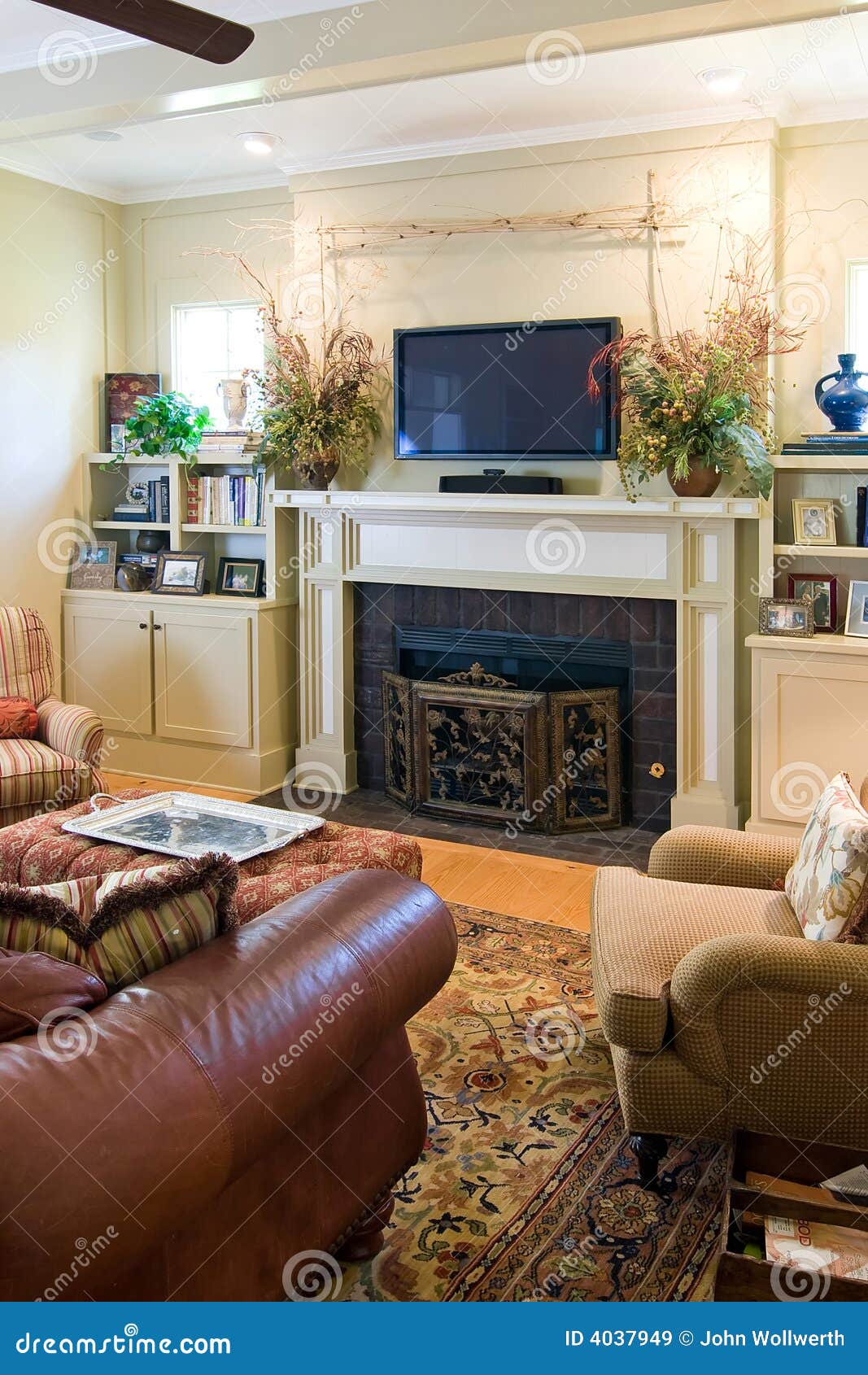 Woonkamer open haard en tv ~ artikill.com Woonkamer aan de muur gemonteerde witte