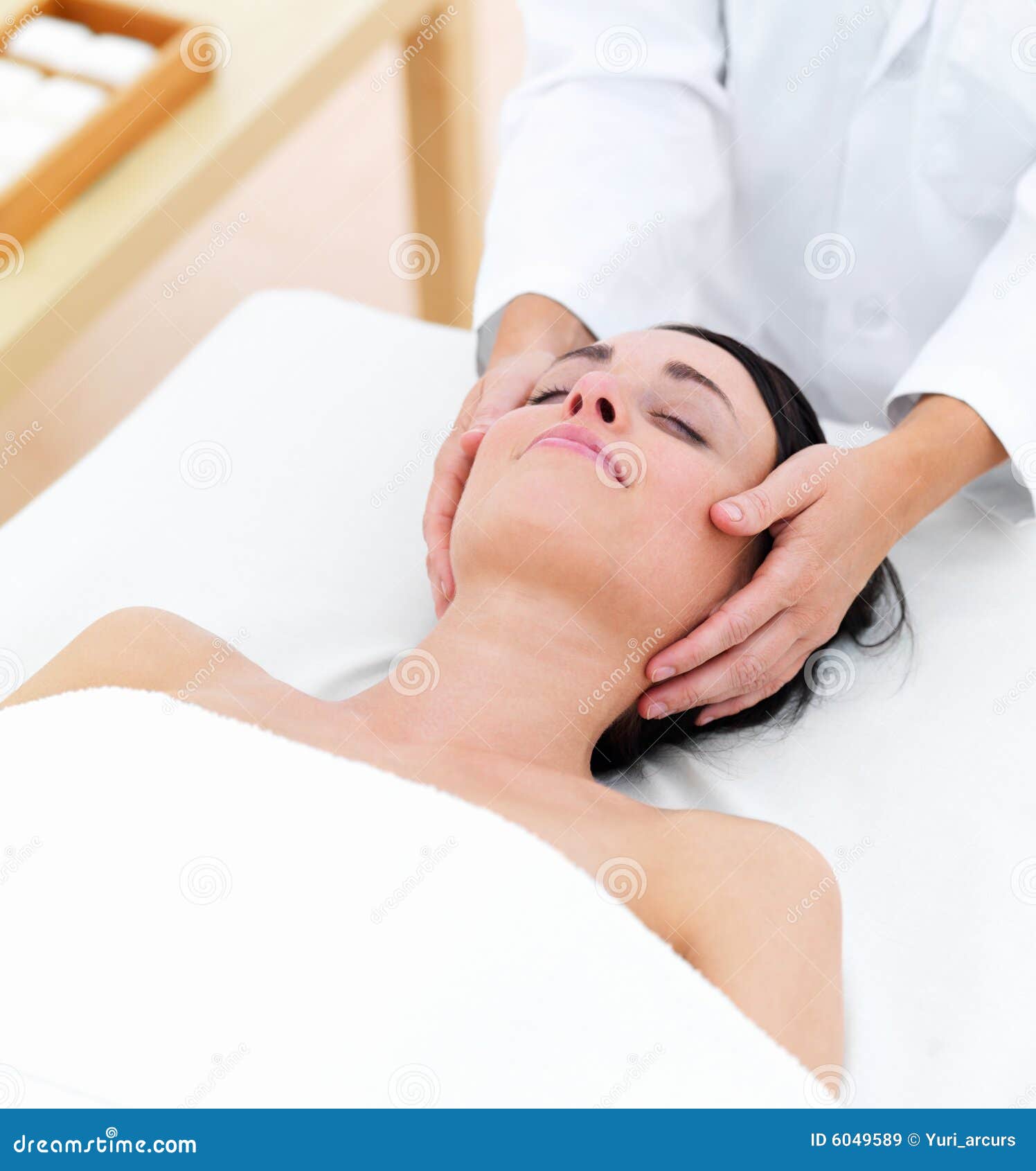 gratis neukfilmpjes massage salon gratis neukfilmpjes massage salon