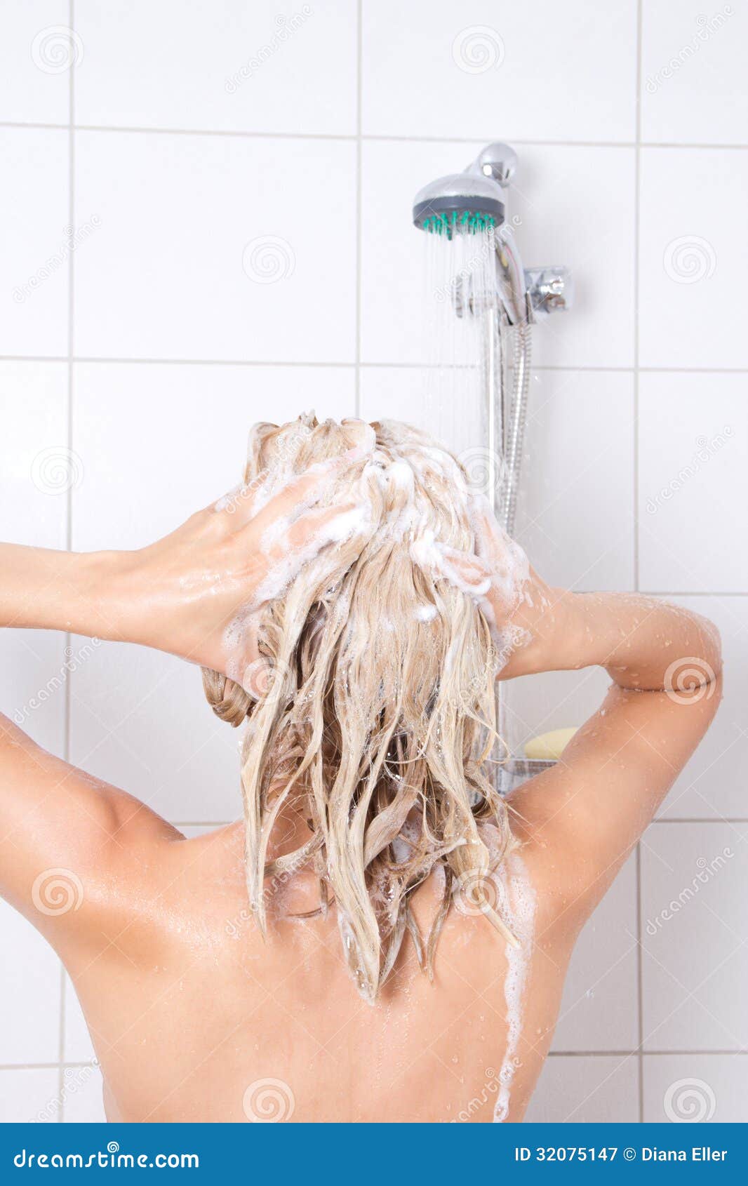 pretty black woman taking a shower gloria estefan great butt