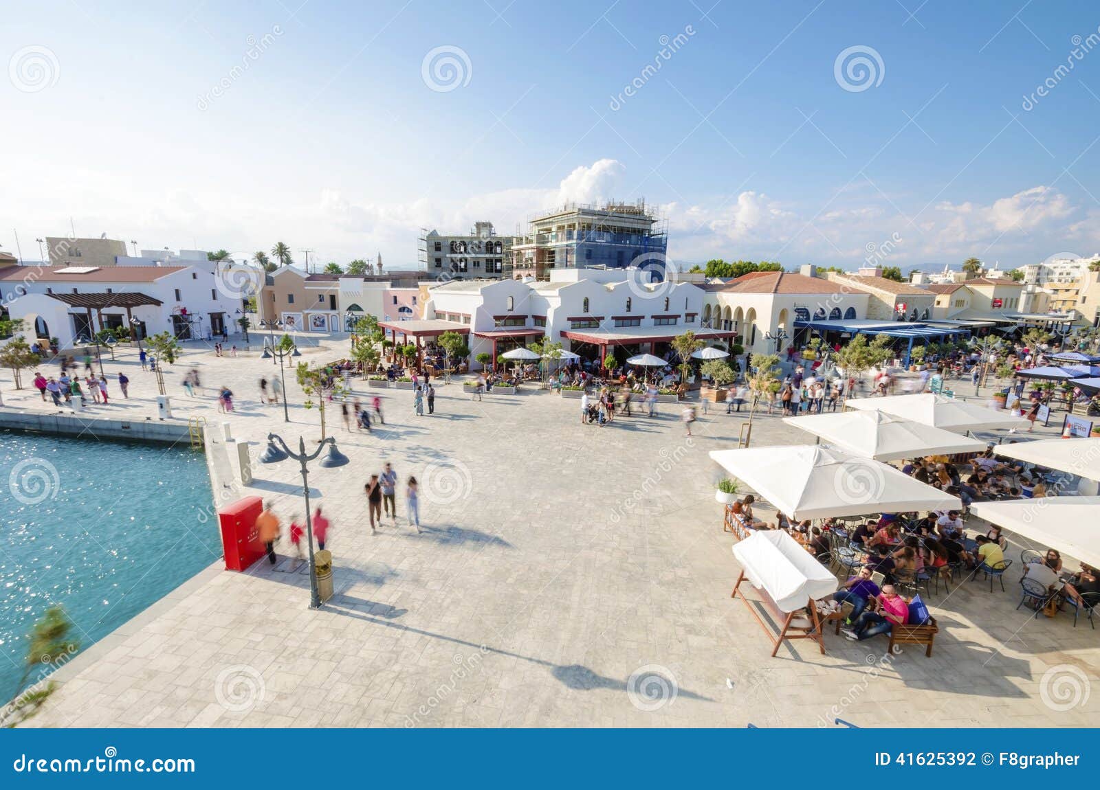 塞浦路斯利马索尔日落时间附近的白石海滩 库存图片. 图片 包括有 石灰石, 吸引力, 火箭筒, 地产, 地中海 - 180171987