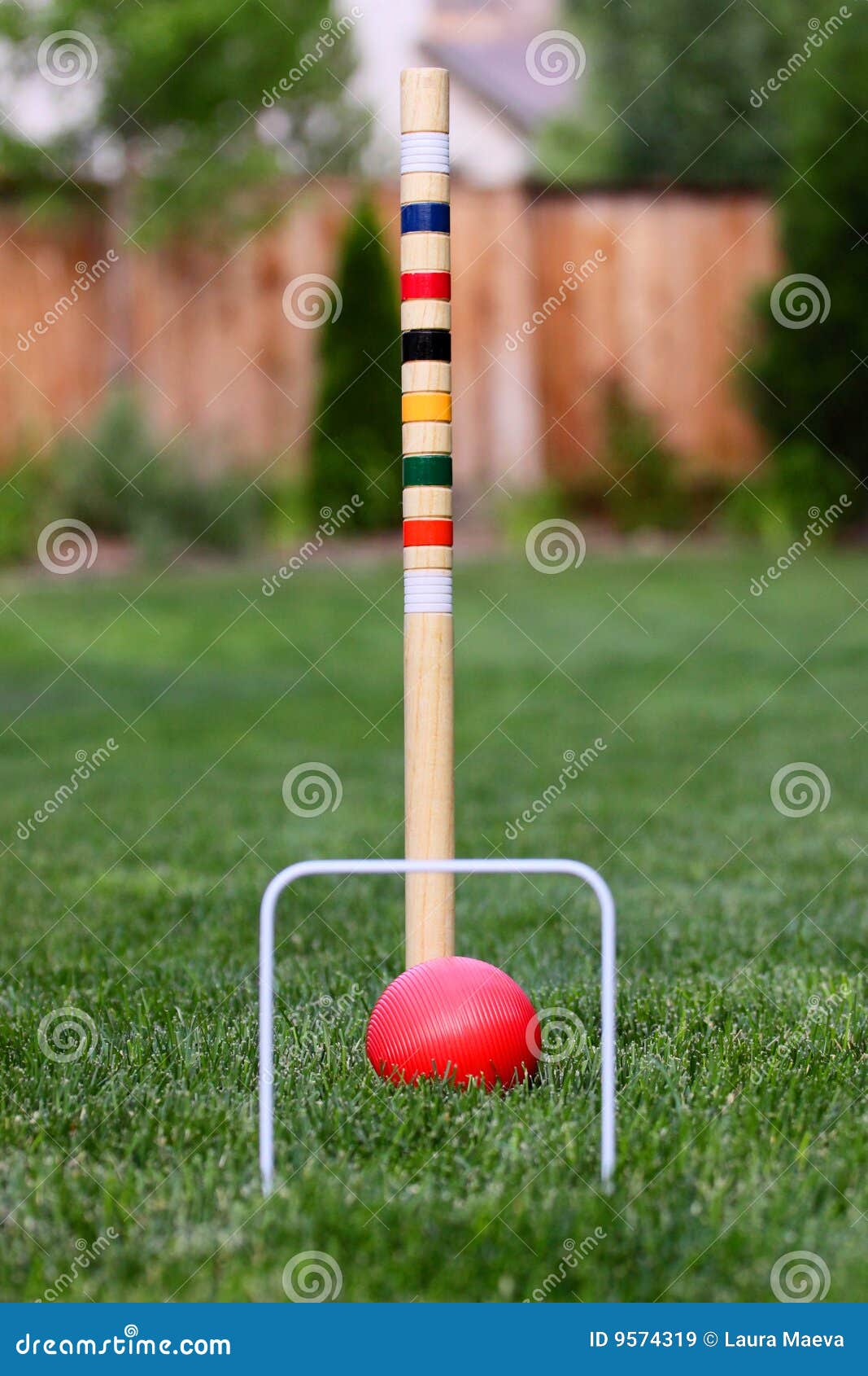 球槌球短槌黄色 库存图片. 图片 包括有 成功, 竹子, 休闲, 绿色, 黄色, 草坪, 乐趣, 控告者, 比赛 - 8944053